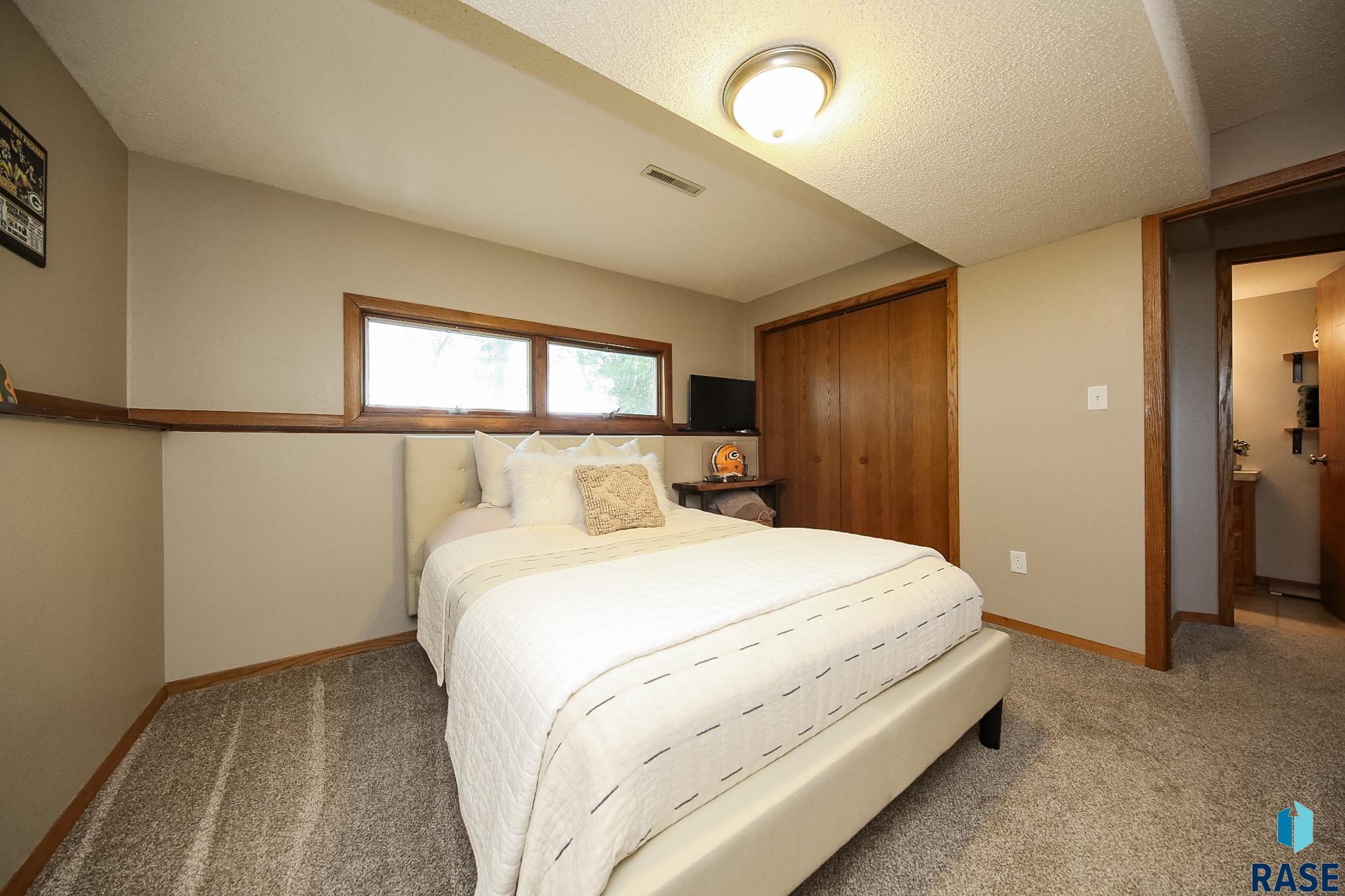 8309 W 42nd St Street, Sioux Falls, South Dakota image 34