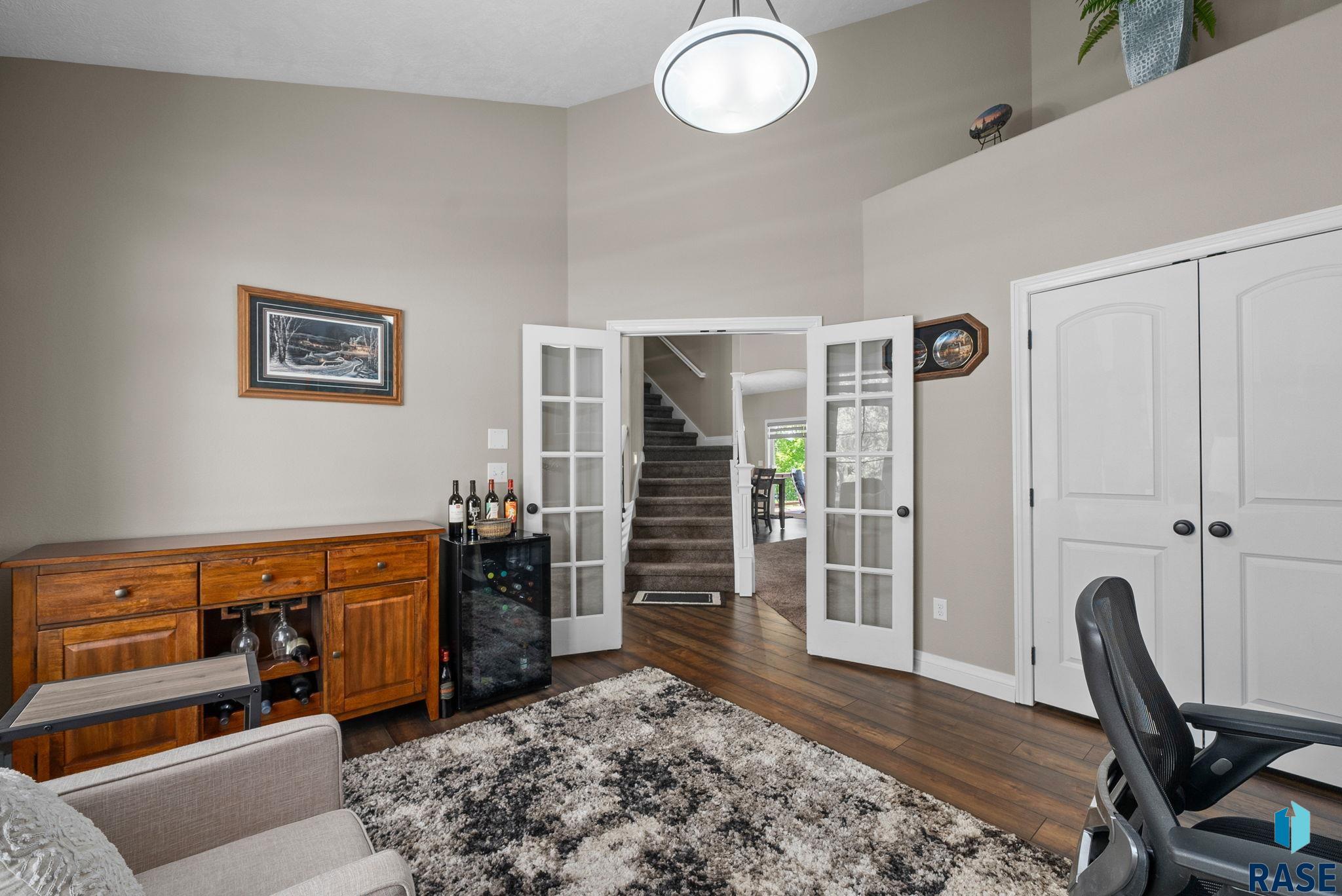 2413 S Purdue Ave Avenue, Sioux Falls, New Jersey image 5