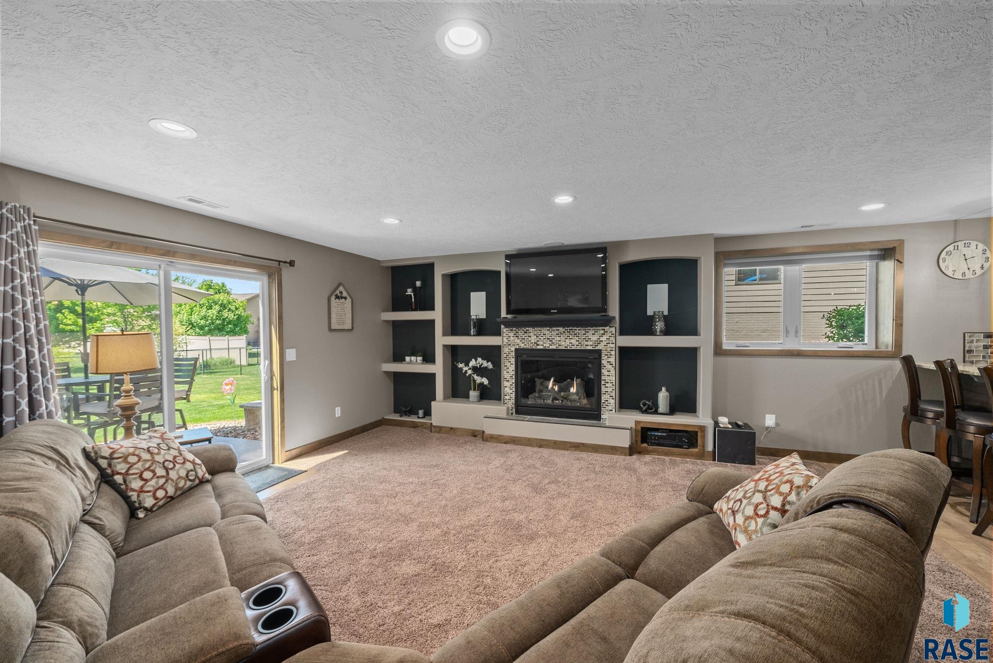 2413 S Purdue Ave Avenue, Sioux Falls, New Jersey image 29