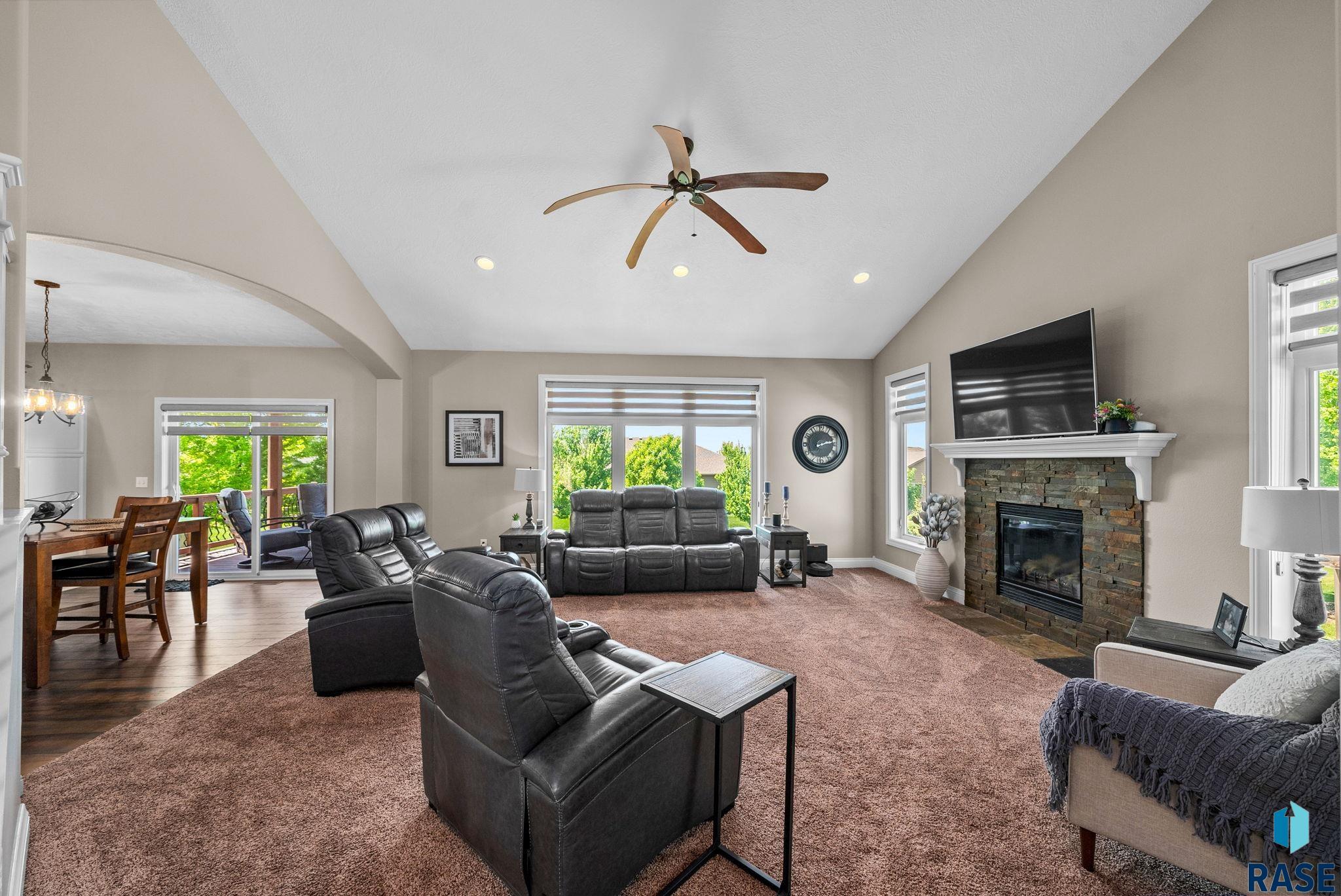 2413 S Purdue Ave Avenue, Sioux Falls, New Jersey image 6