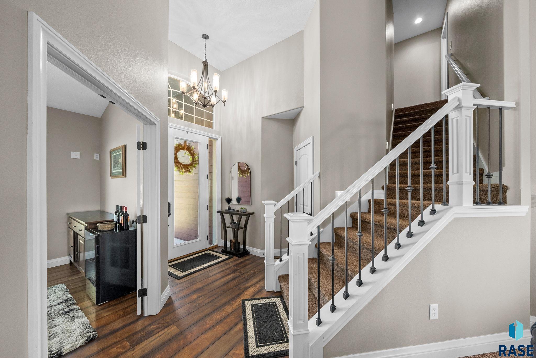 2413 S Purdue Ave Avenue, Sioux Falls, New Jersey image 3