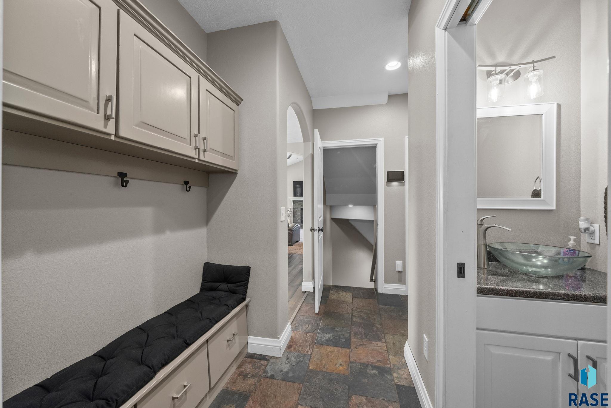 2413 S Purdue Ave Avenue, Sioux Falls, New Jersey image 15