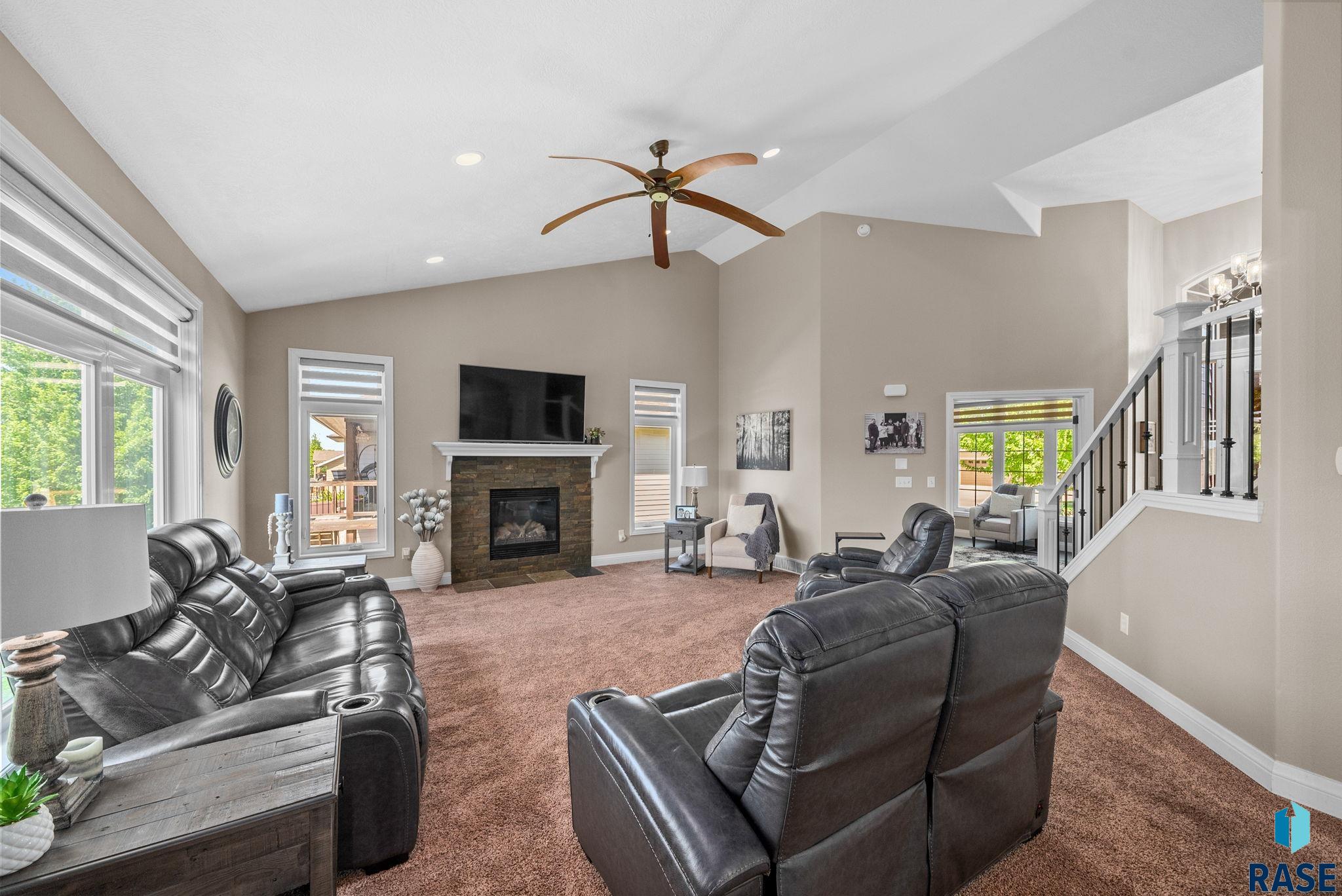 2413 S Purdue Ave Avenue, Sioux Falls, New Jersey image 7