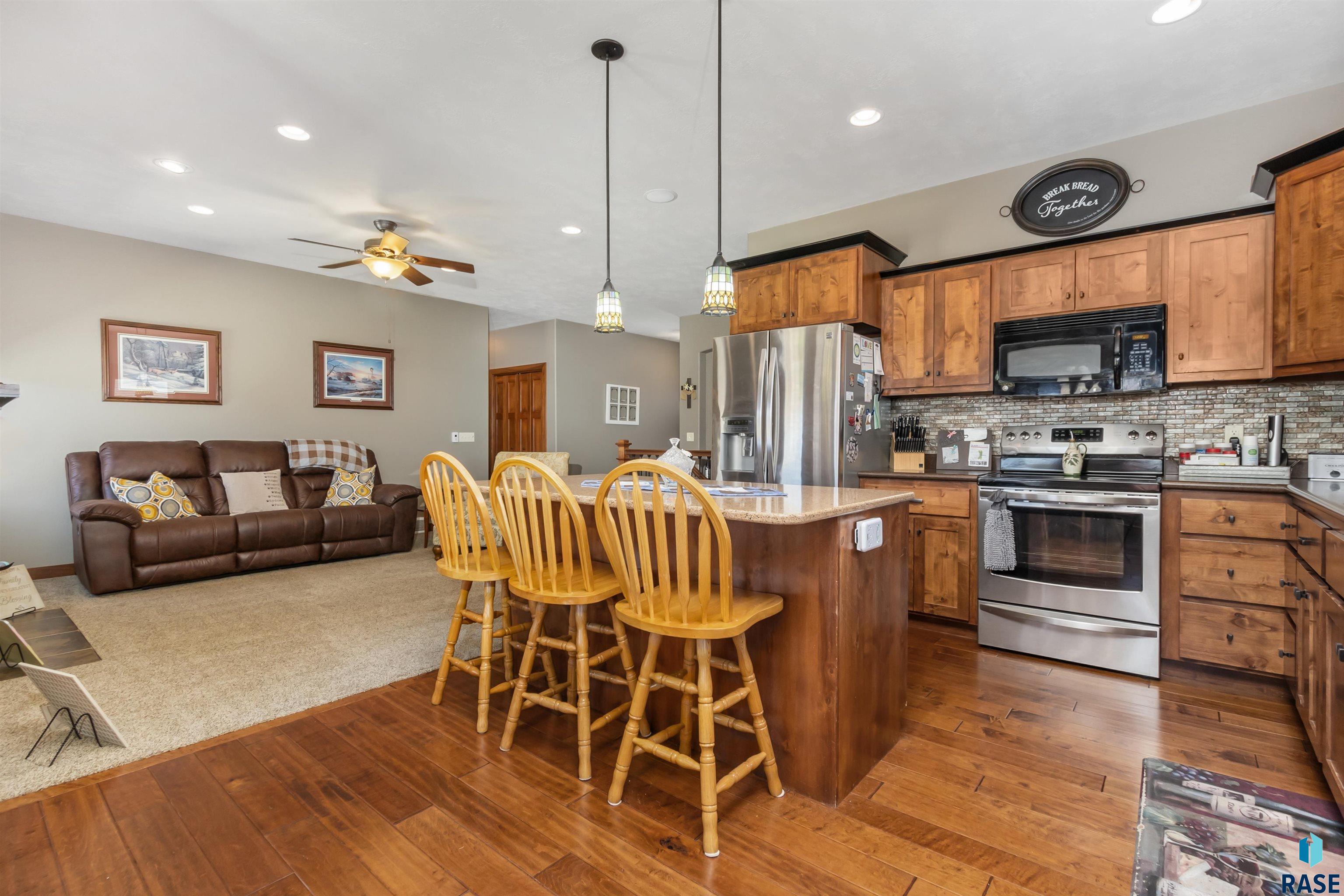 6401 S Tomar Rd Road, Sioux Falls, New Jersey image 2