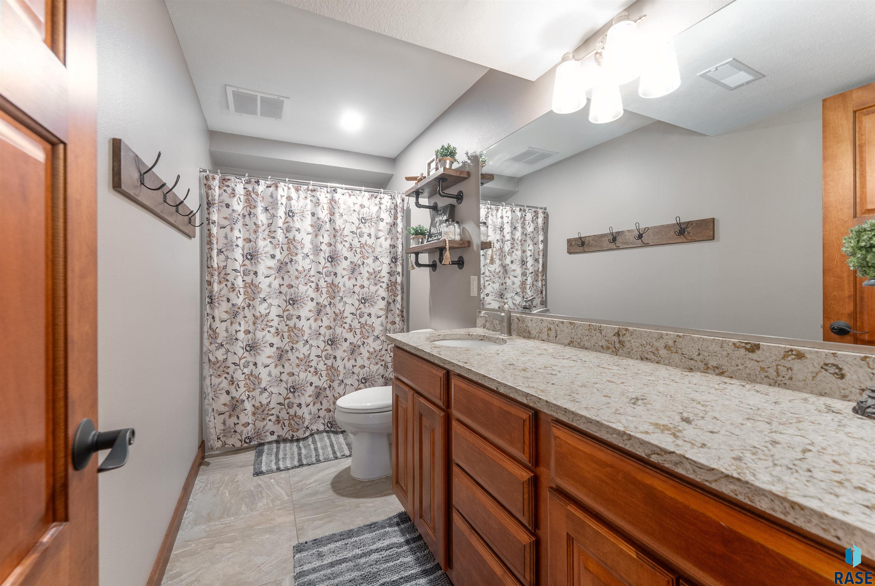48106 Spring Valley Pl Place, Brandon, New Jersey image 44