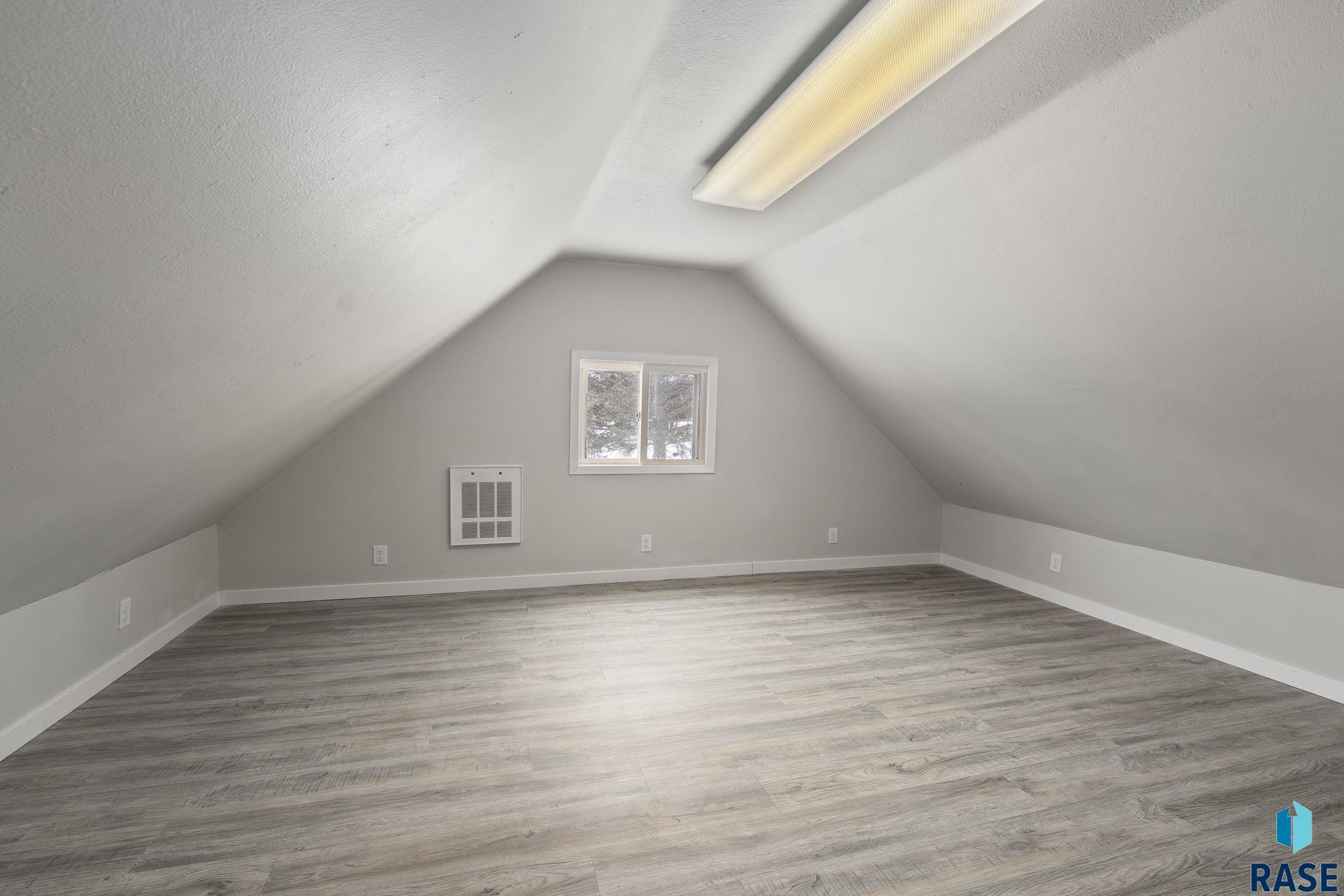 400 E Blaine Ave Avenue, Viborg, South Dakota image 20