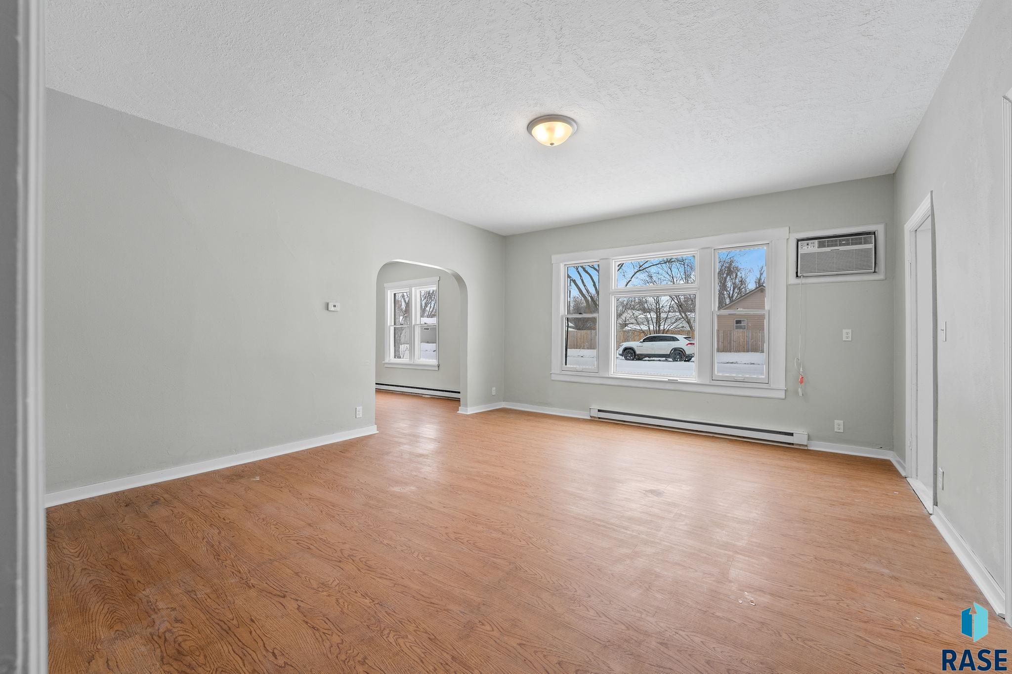 400 E Blaine Ave Avenue, Viborg, South Dakota image 2