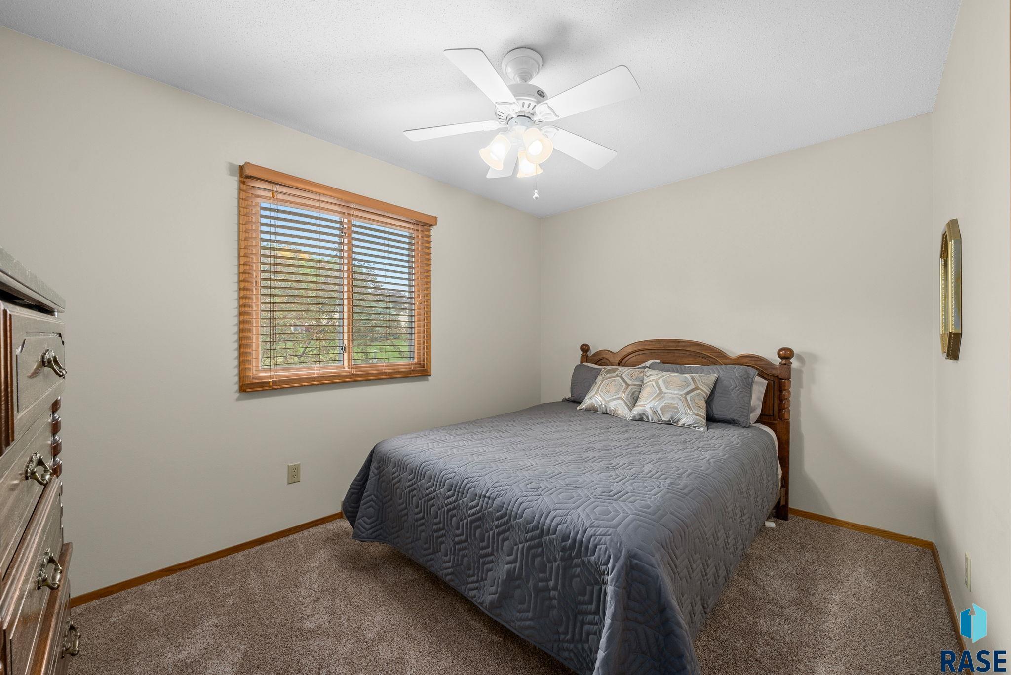 4401 E 28th St Street, Sioux Falls, New Jersey image 25