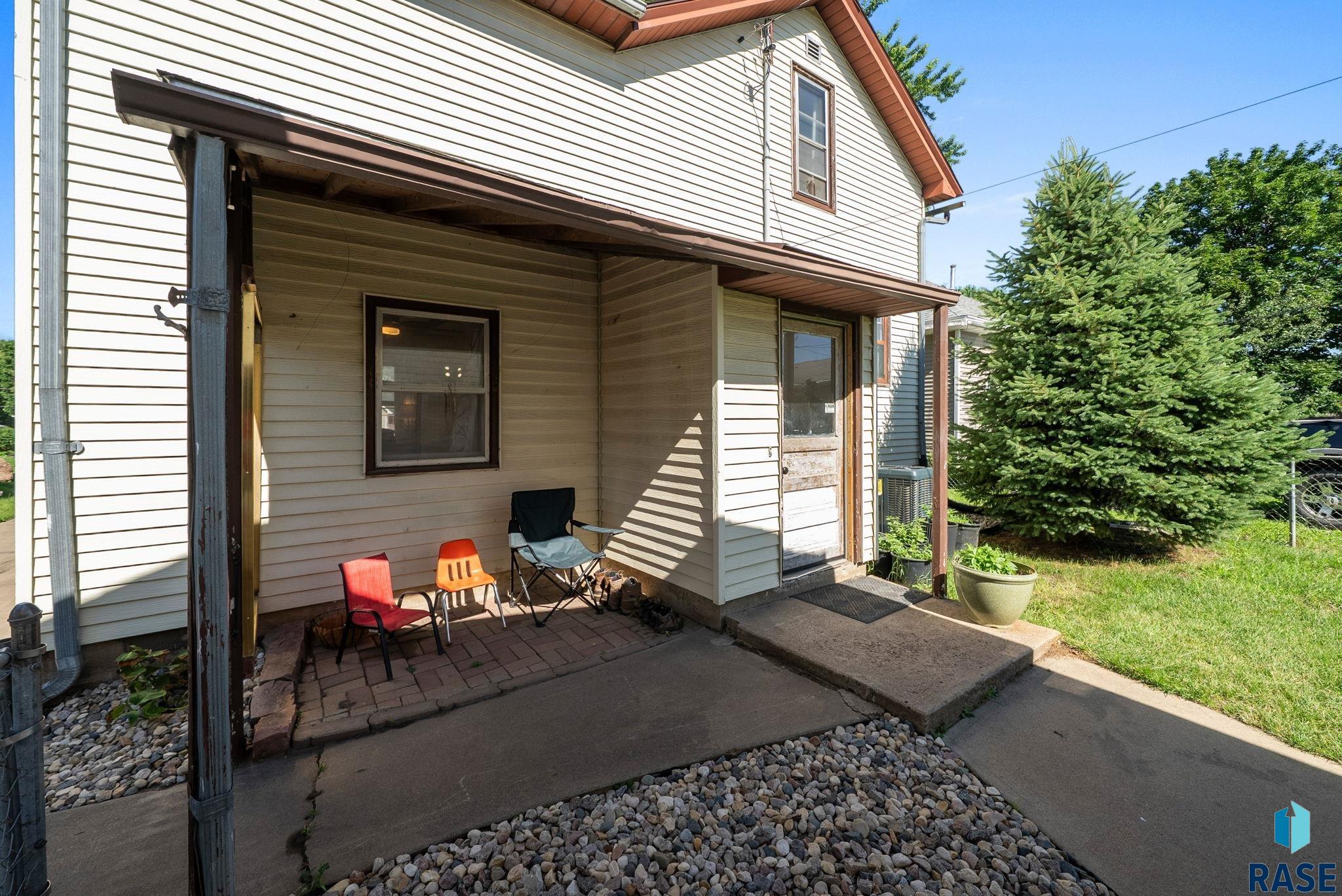 Sioux Falls, South Dakota 57103, United States, 3 Bedrooms Bedrooms, ,2 BathroomsBathrooms,Residential,Active,168655