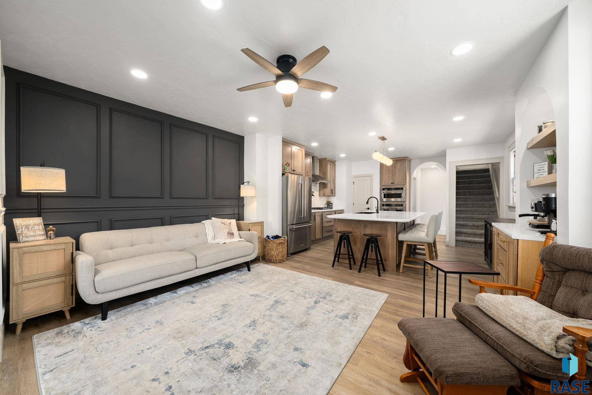 Sioux Falls, South Dakota 57103, United States, 3 Bedrooms Bedrooms, ,2 BathroomsBathrooms,Residential,Active,168655