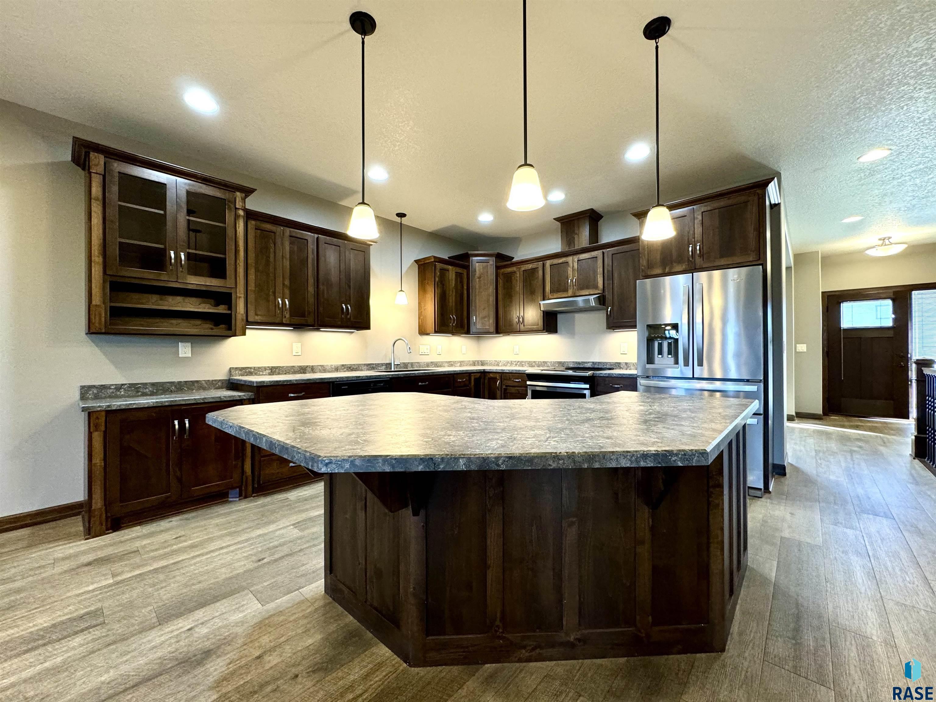 1502 Summit Ln Lane, Yankton, New Jersey image 3