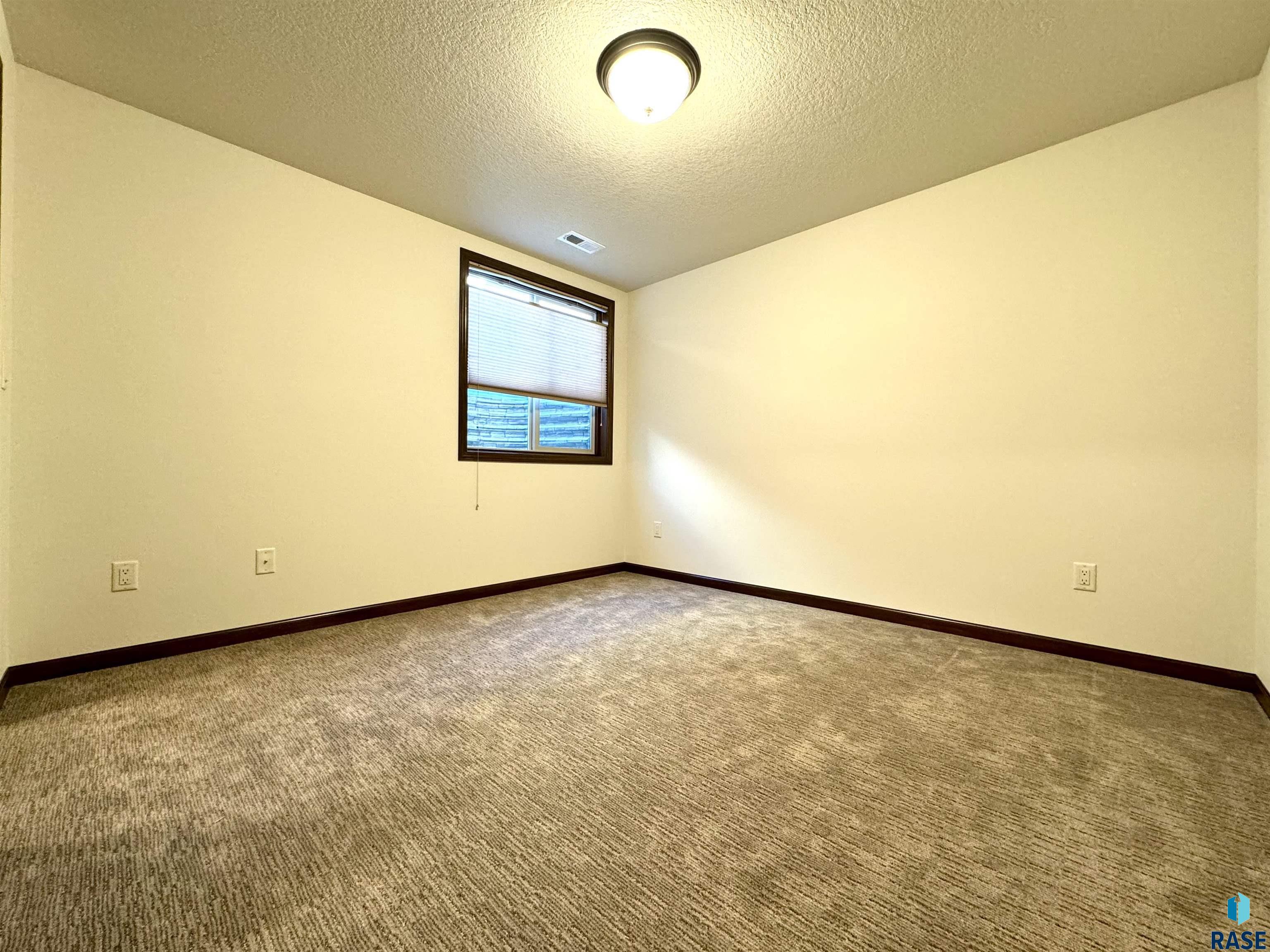 1502 Summit Ln Lane, Yankton, New Jersey image 29