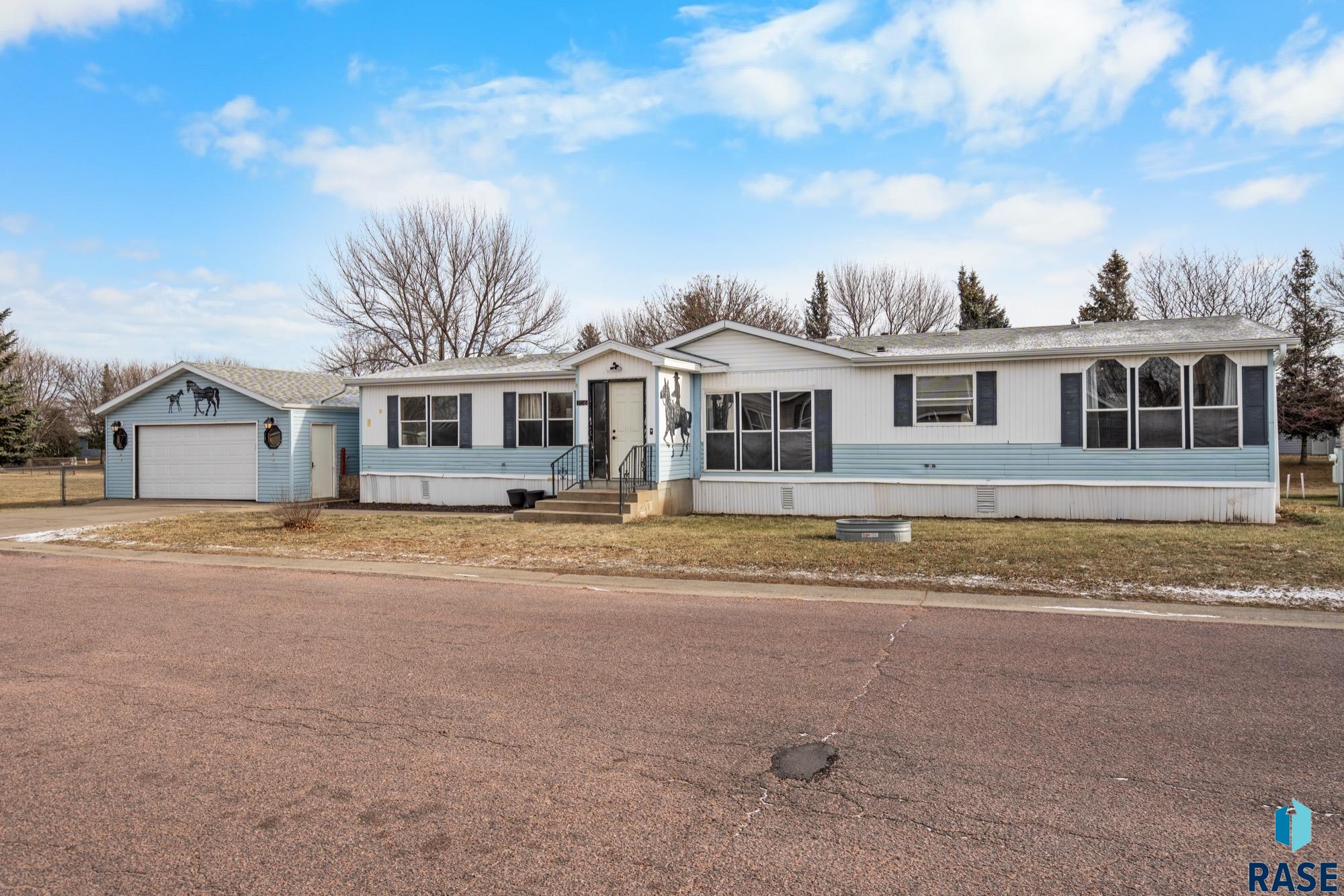 706 N Bobwhite Pl Place, Sioux Falls, South Dakota image 2