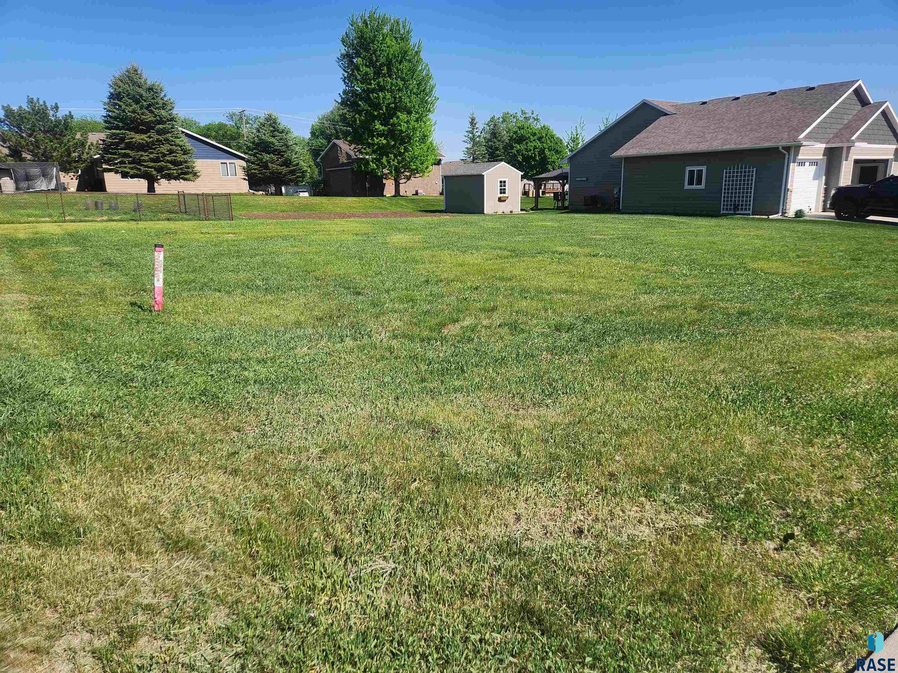 1308 Bitterroot Rd Road, Dell Rapids, New Jersey image 2