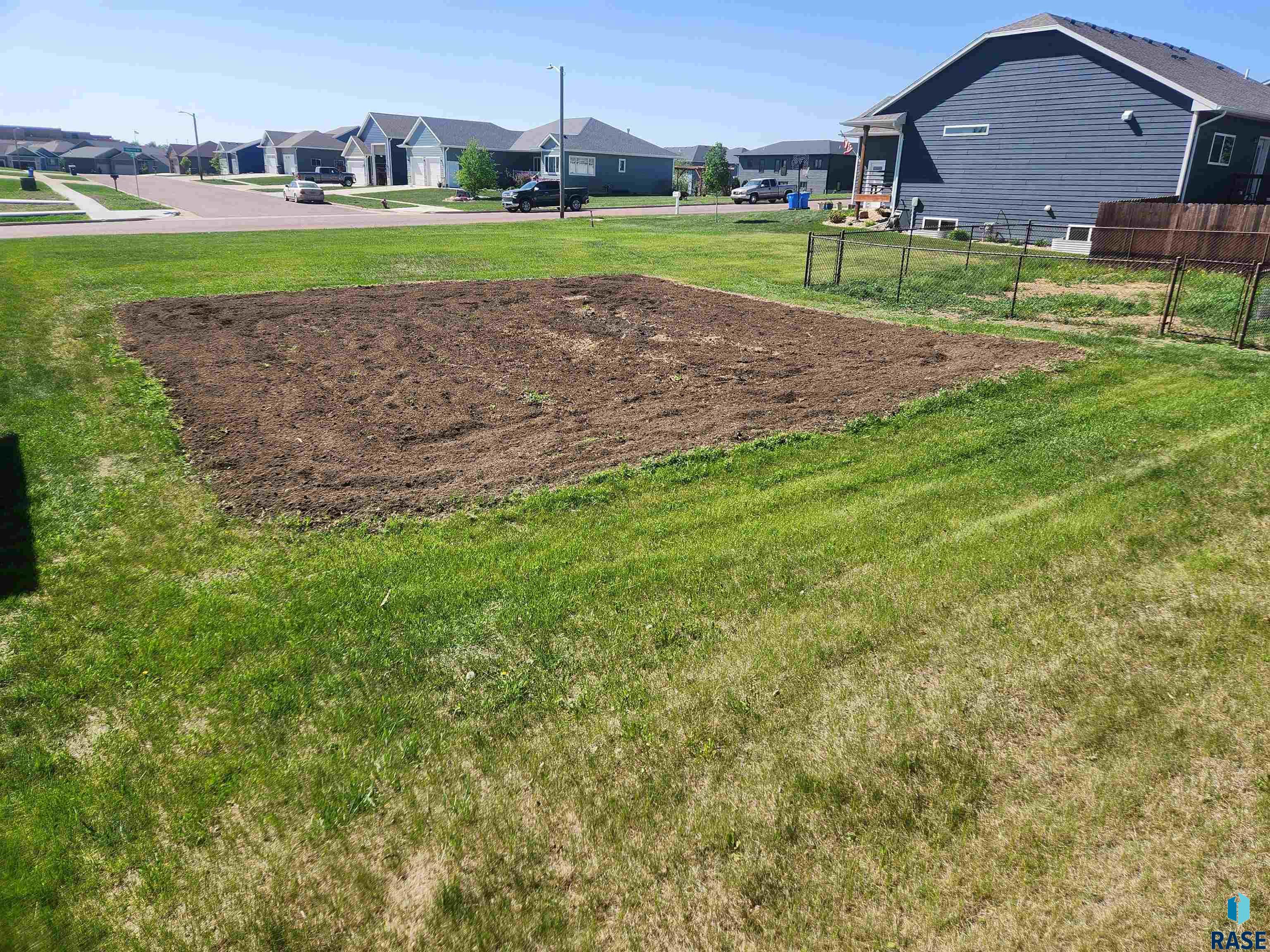 1308 Bitterroot Rd Road, Dell Rapids, New Jersey image 3
