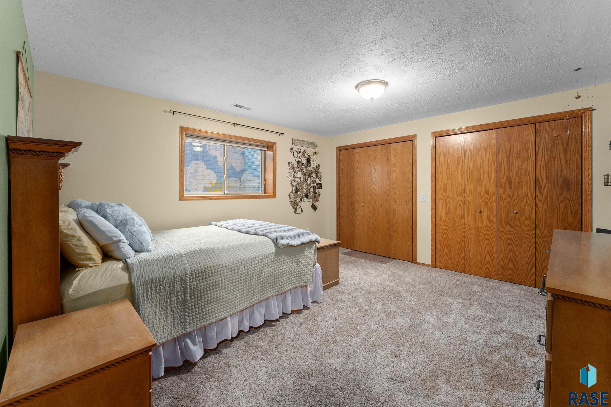 7721 W Ione St Street, Sioux Falls, South Dakota image 42