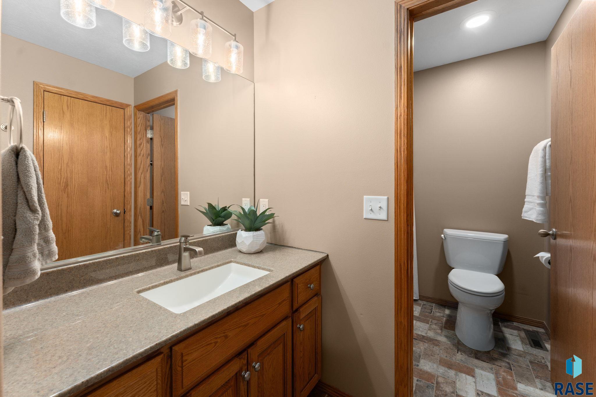 7721 W Ione St Street, Sioux Falls, South Dakota image 24