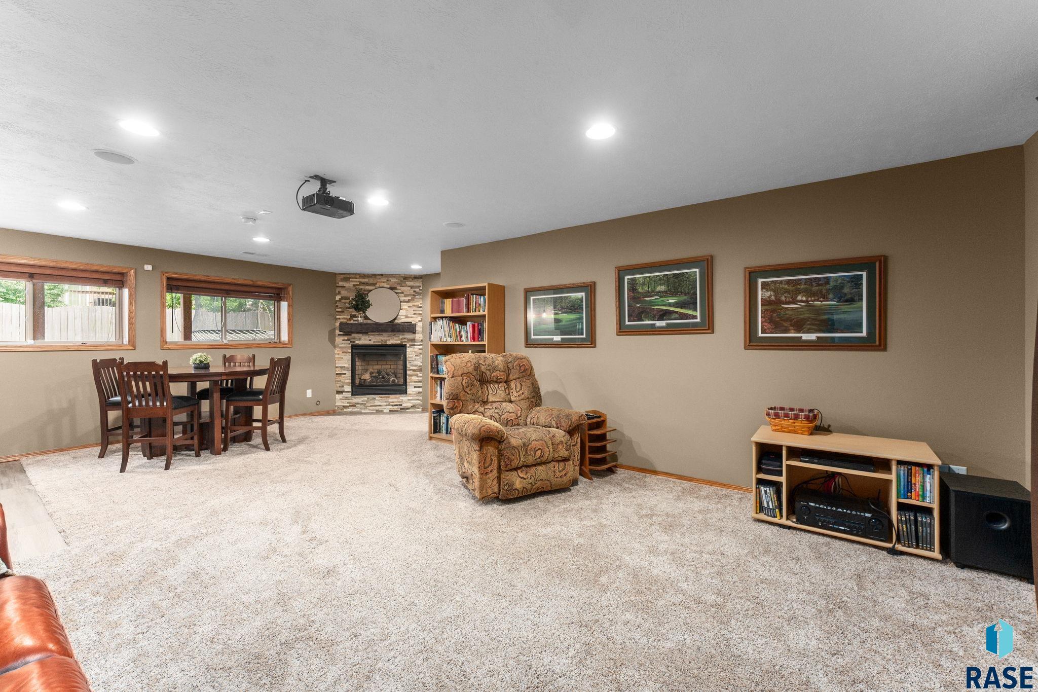 7721 W Ione St Street, Sioux Falls, South Dakota image 36