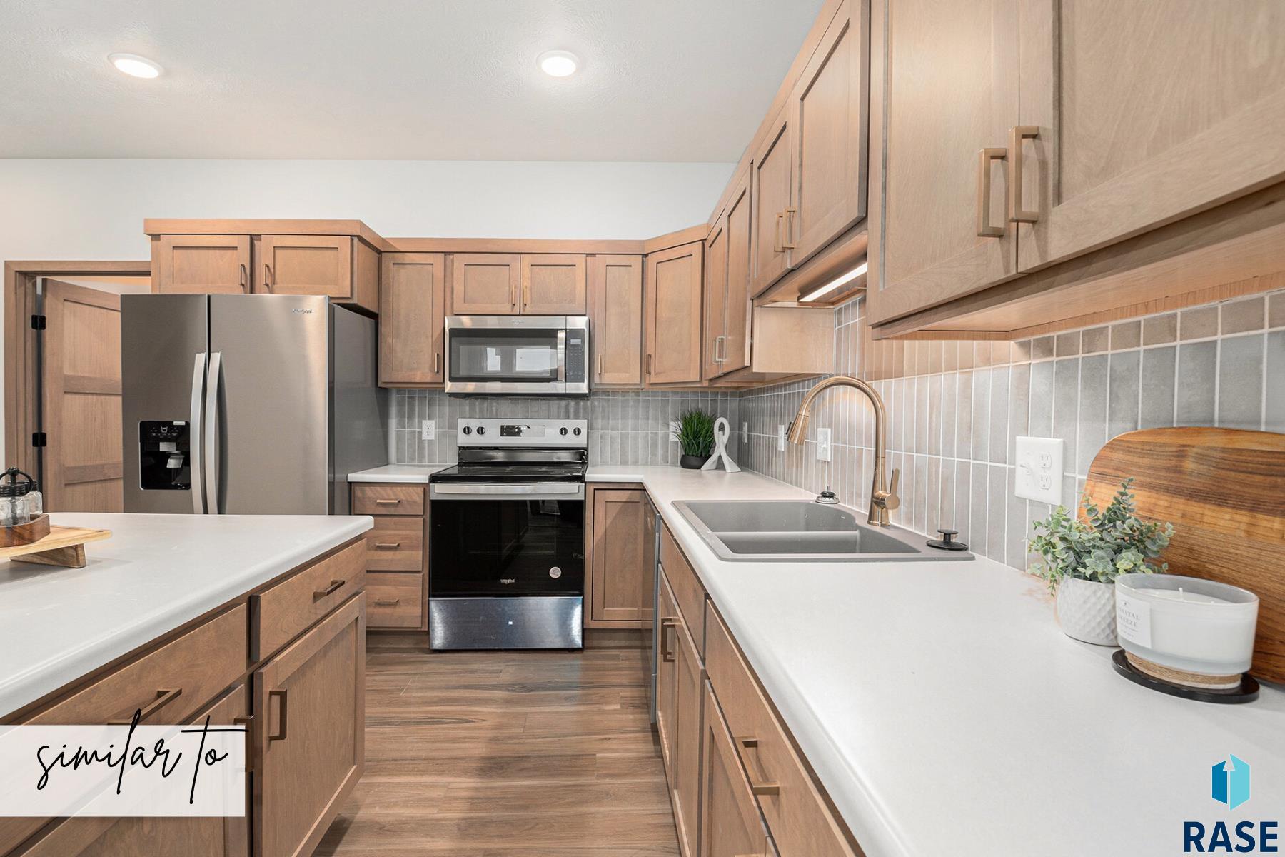 2415 E Cama Pl Place, Sioux Falls, South Dakota image 2