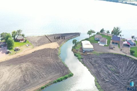 Vacant Land For Sale - Tbd Crescent Lane<br/> Madison, SD 57042