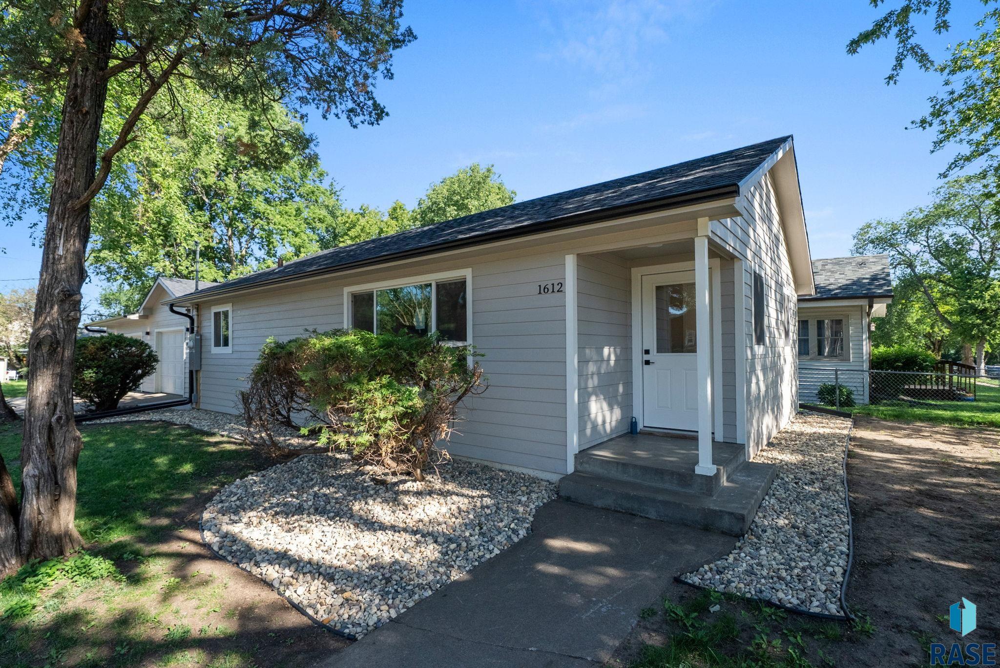 Sioux Falls, South Dakota 57103, United States, 2 Bedrooms Bedrooms, ,1 BathroomBathrooms,Residential,Active,164867