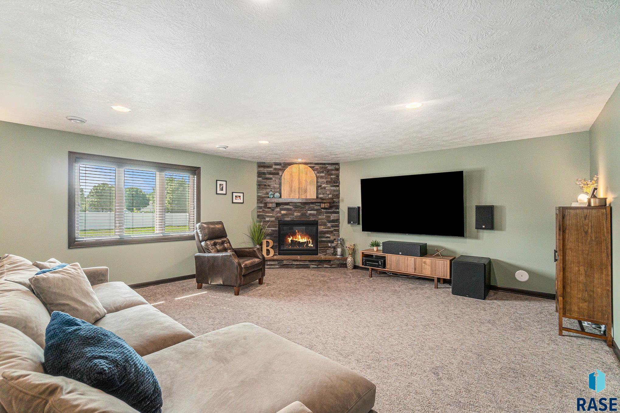 305 S Columbia Cir Circle, Harrisburg, South Dakota image 29