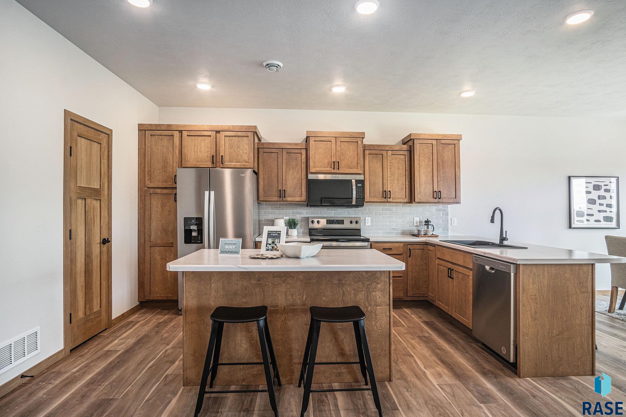 9109 W 43rd St Street, Sioux Falls, New Jersey image 2