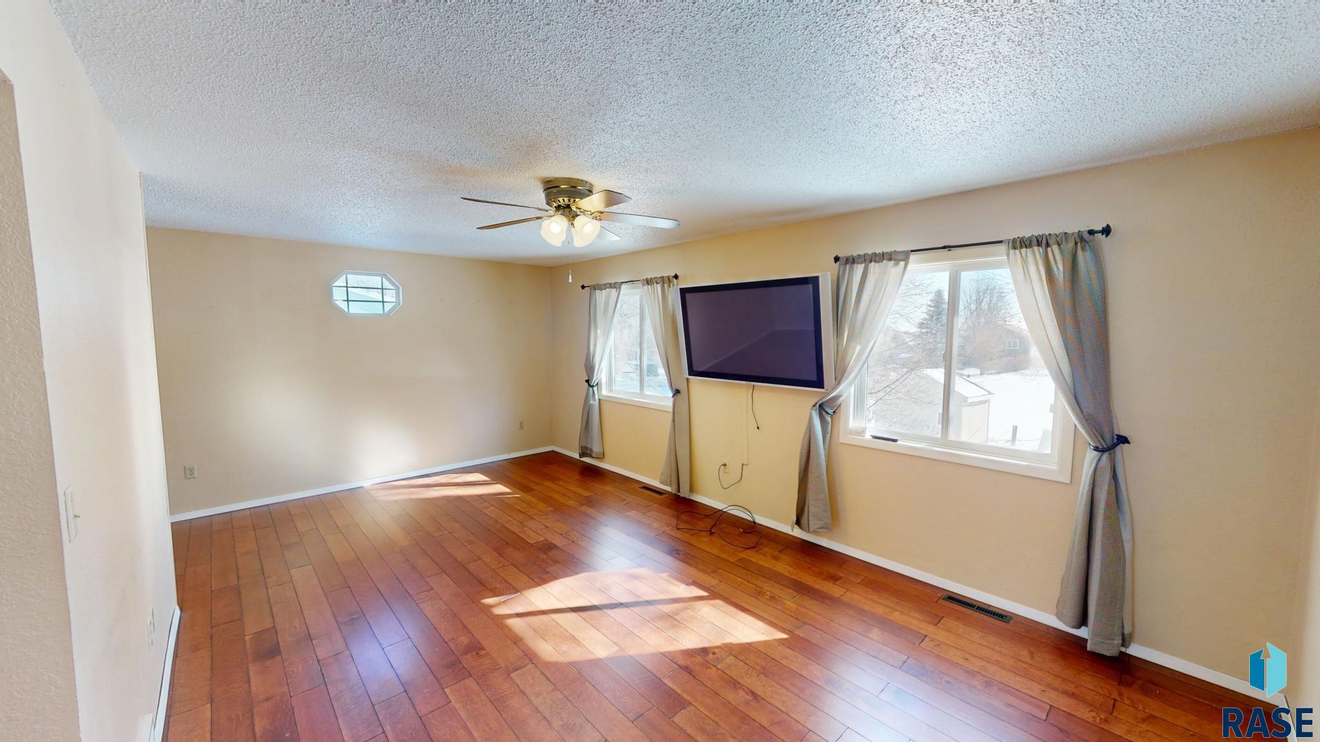 126 Santee Trl Trail, Brookings, South Dakota image 5