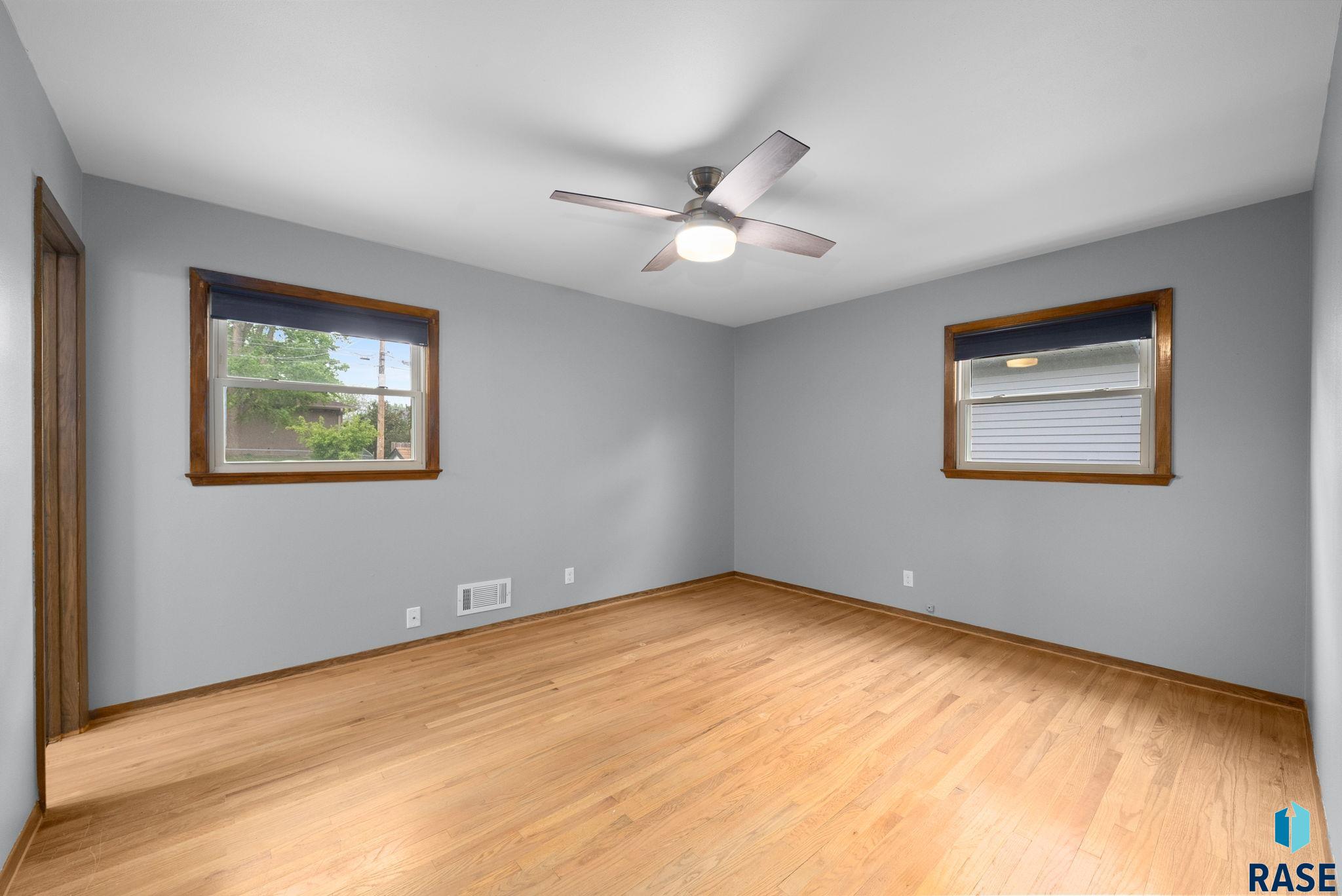 2404 S Elmwood Ave Avenue, Sioux Falls, New Jersey image 31