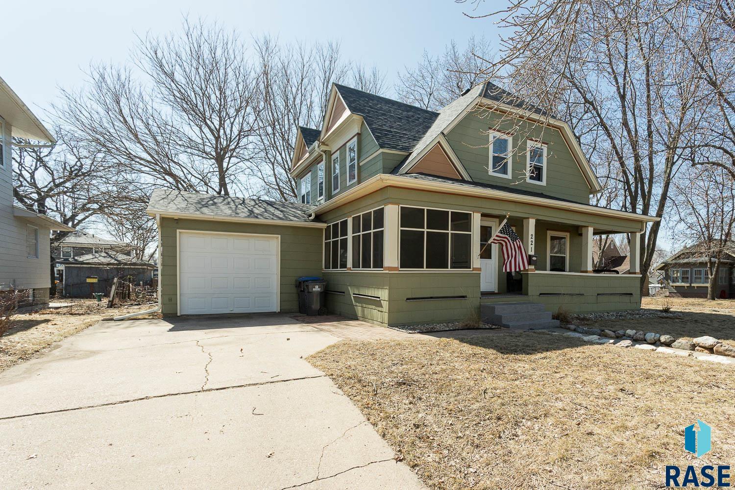 221 W 23rd St Street, Sioux Falls, New Jersey image 1