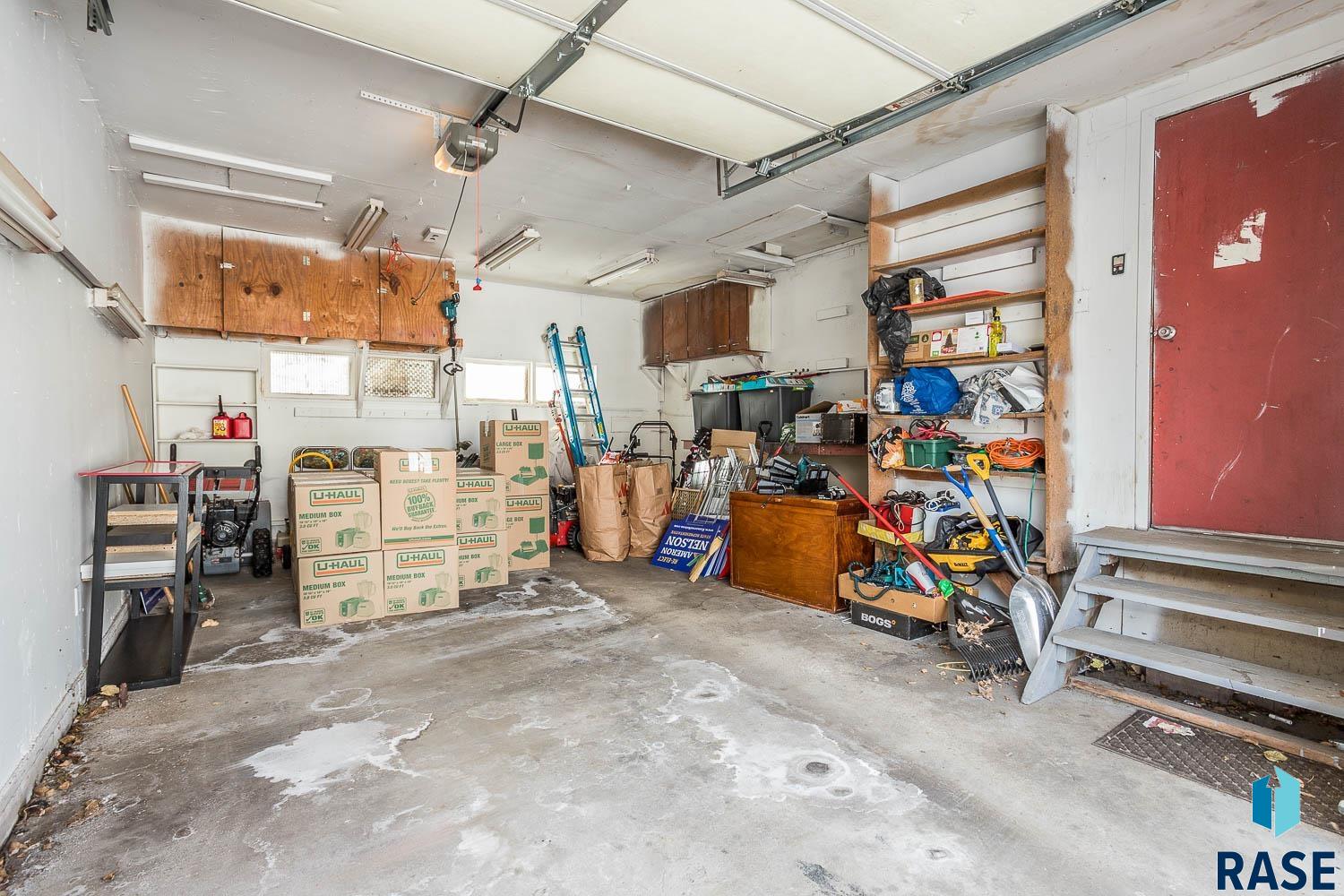 221 W 23rd St Street, Sioux Falls, New Jersey image 23