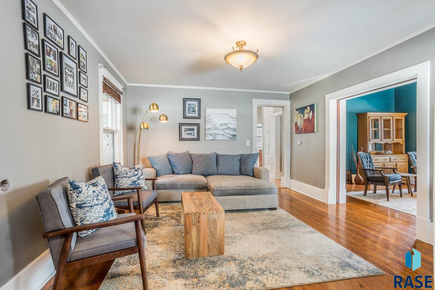 221 W 23rd St Street, Sioux Falls, New Jersey image 6
