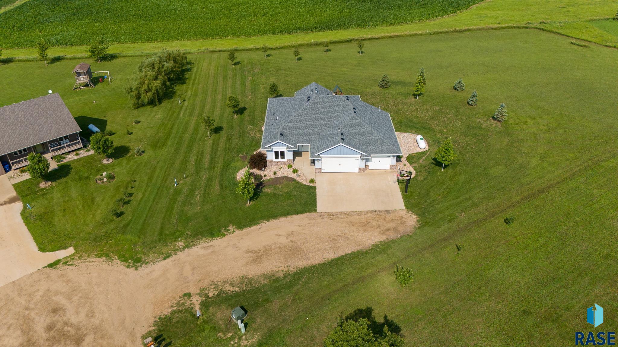 48286 Arrowhead Cir Circle, Canton, South Dakota image 22