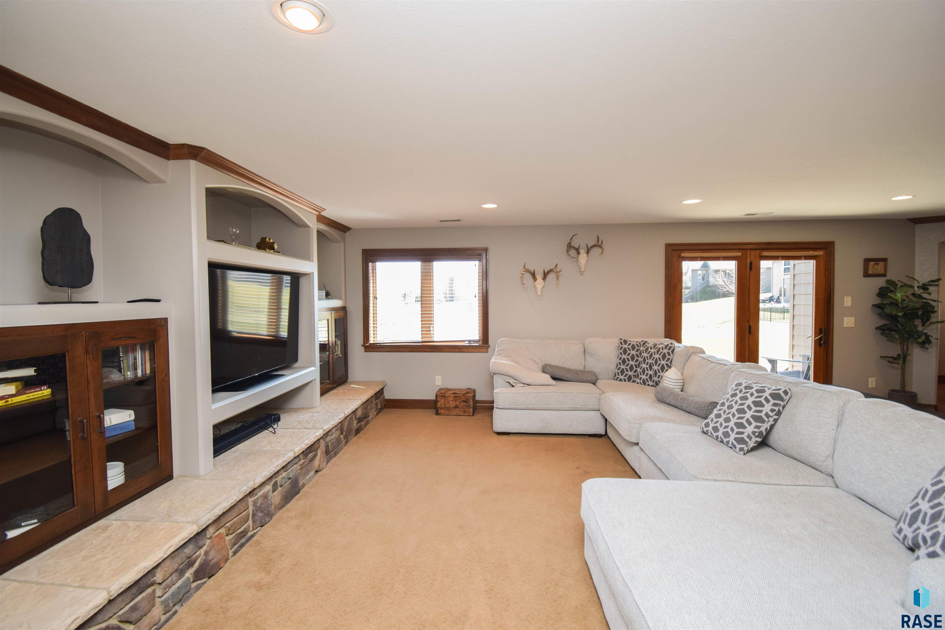 2204 S Silverthorne Ave Avenue, Sioux Falls, New Jersey image 40