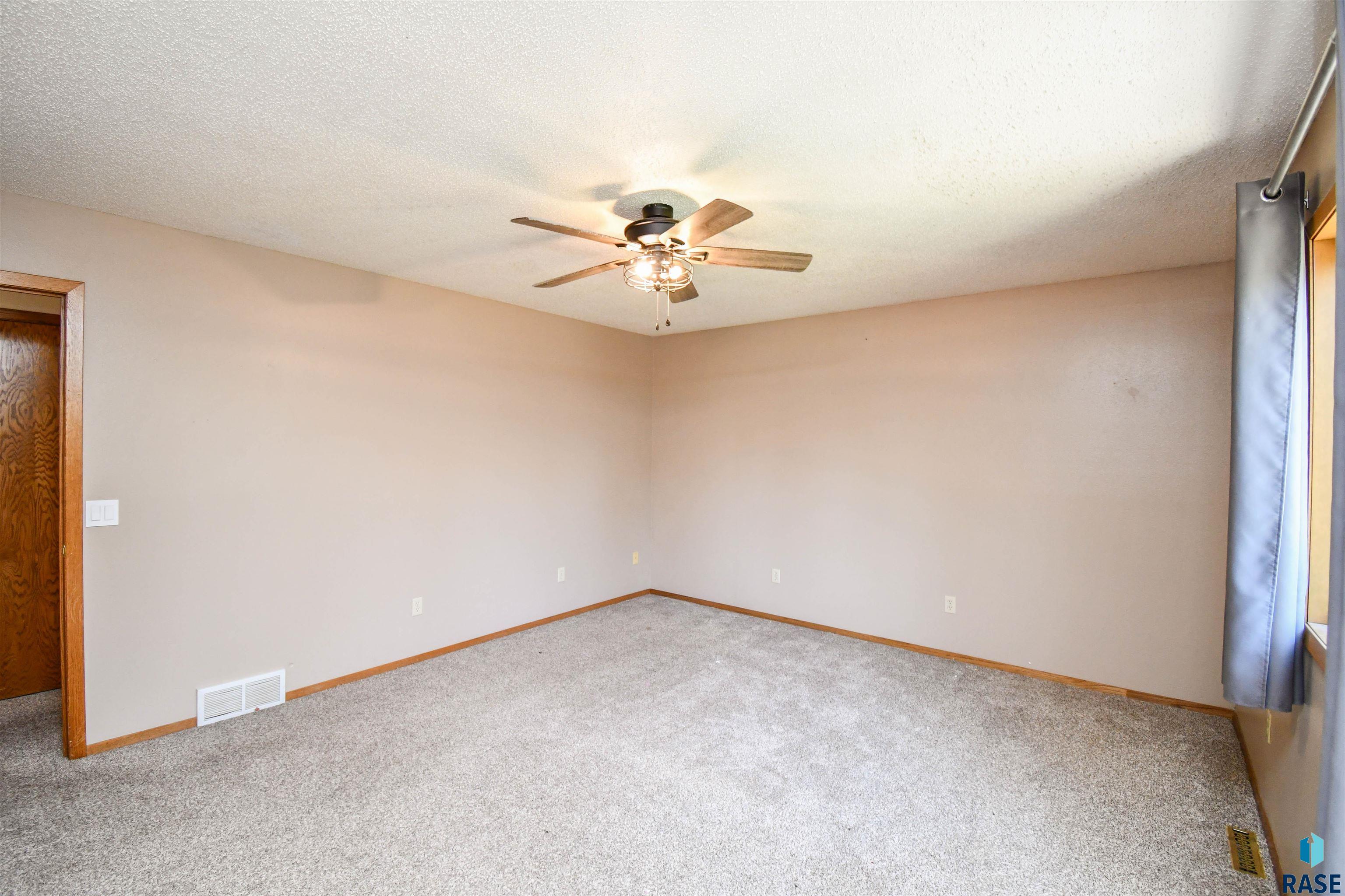 4600 S Harrington Ave Avenue, Sioux Falls, New Jersey image 21