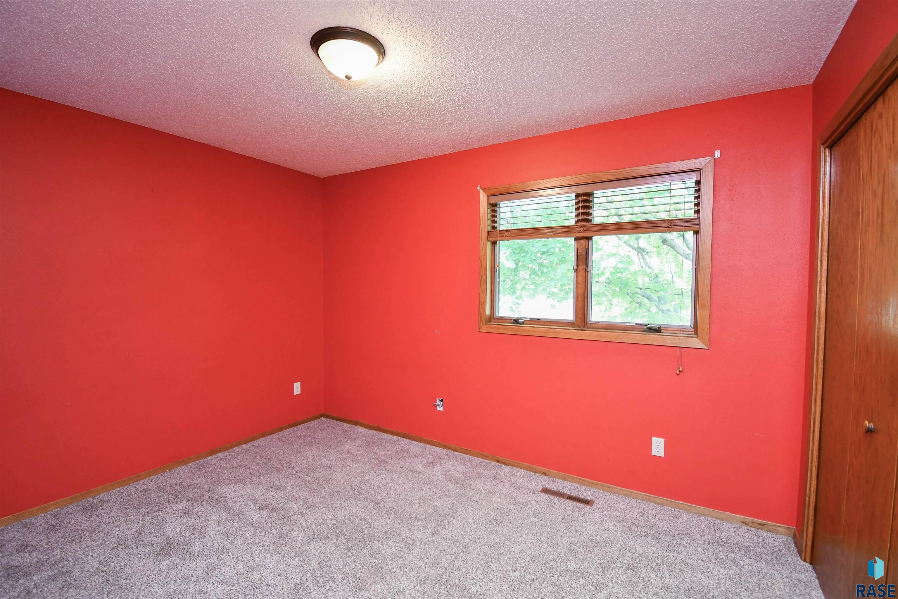 4600 S Harrington Ave Avenue, Sioux Falls, New Jersey image 25