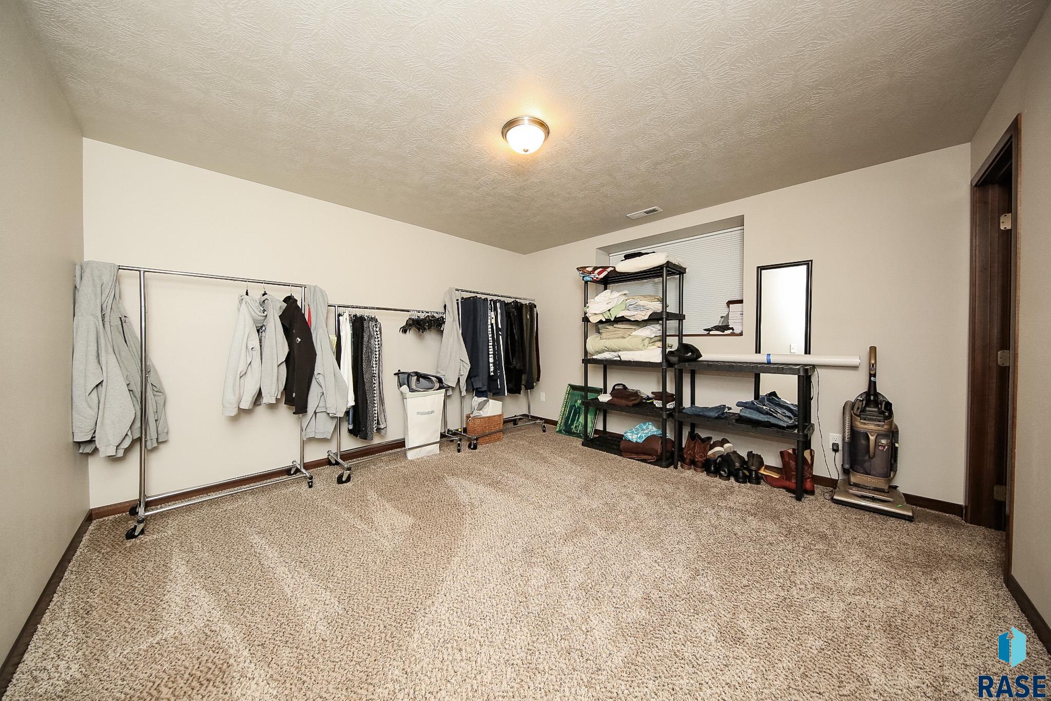2720 E Sunburst Dr Drive, Brandon, South Dakota image 24