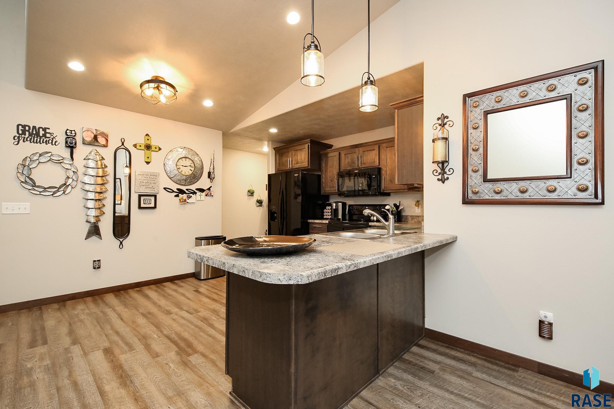 2720 E Sunburst Dr Drive, Brandon, South Dakota image 10