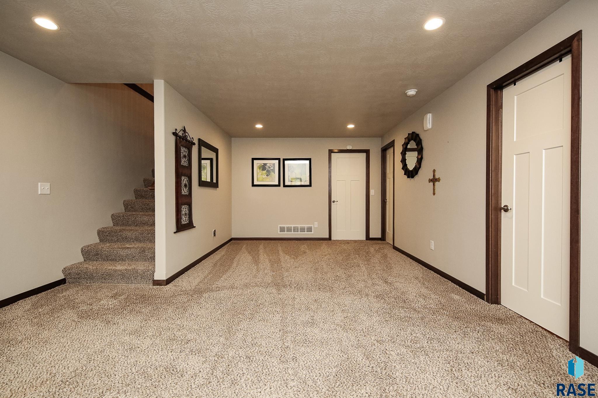 2720 E Sunburst Dr Drive, Brandon, South Dakota image 20