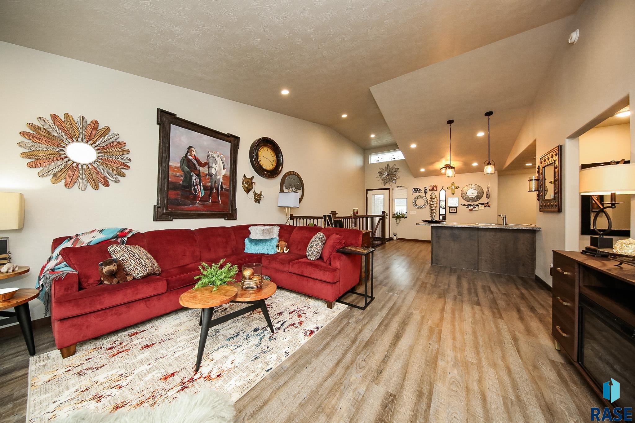 2720 E Sunburst Dr Drive, Brandon, South Dakota image 4