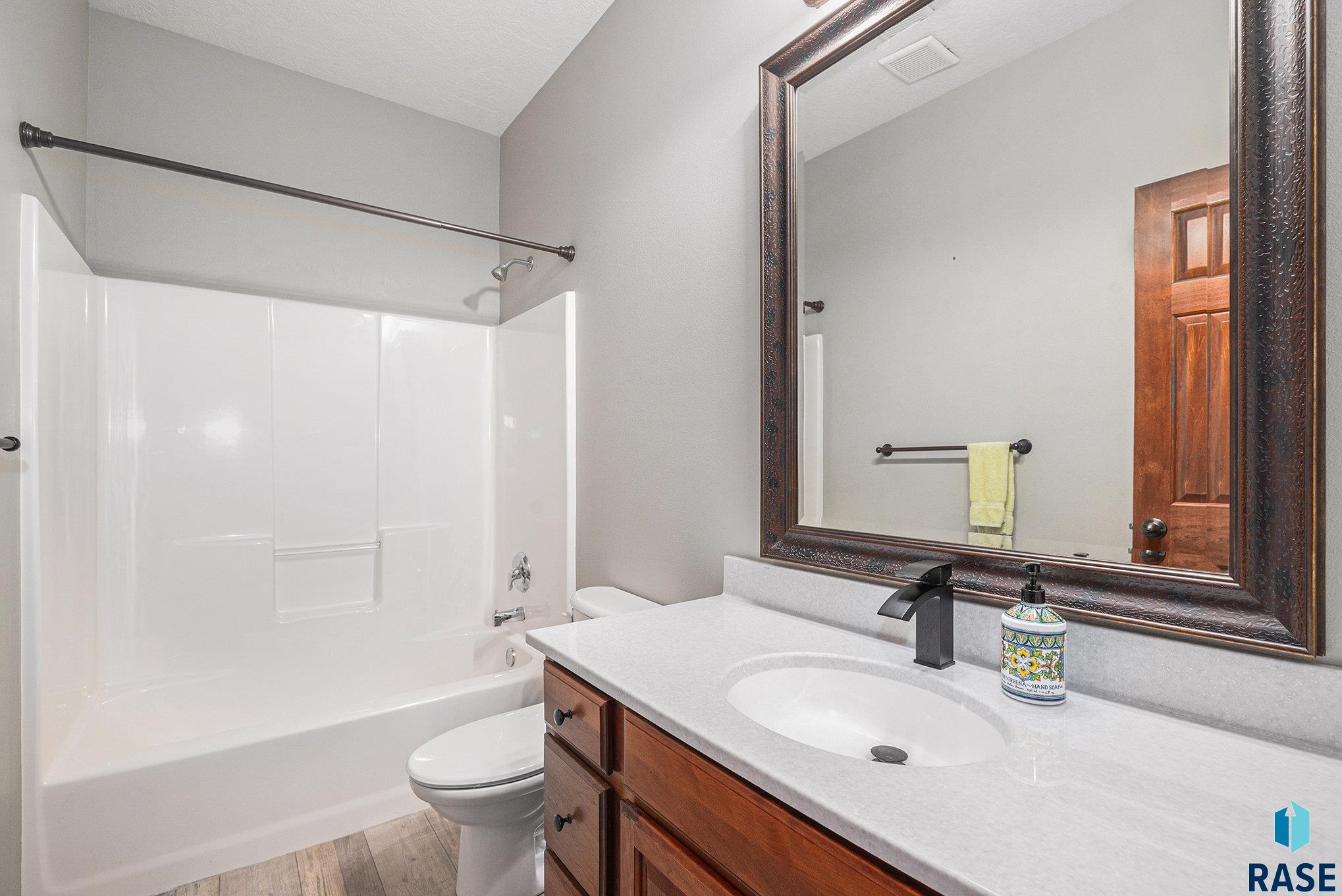 3512 W 91st St Street, Sioux Falls, New Jersey image 24