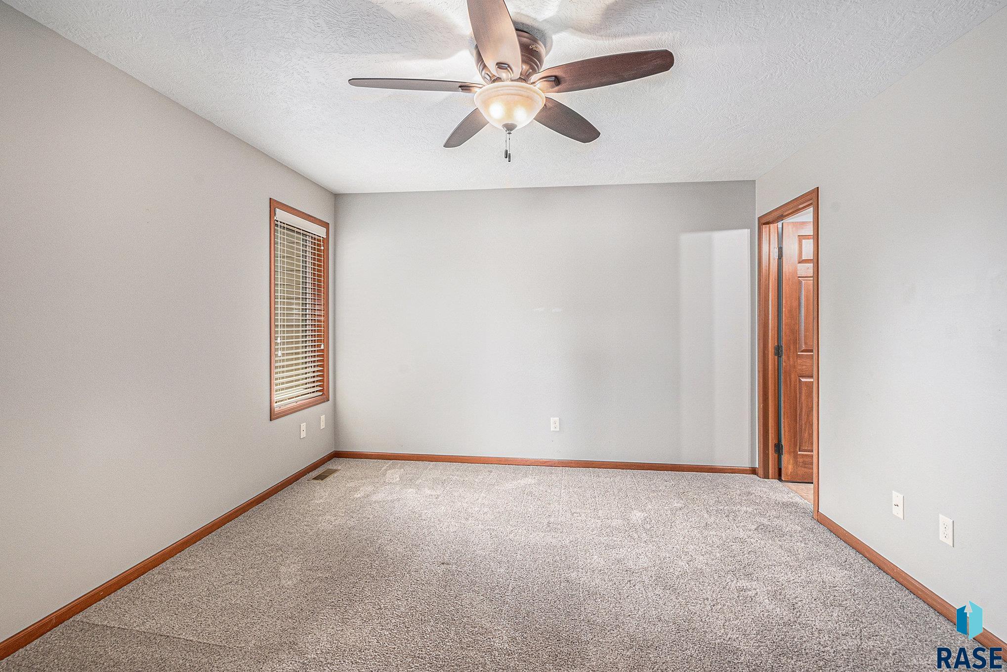 3512 W 91st St Street, Sioux Falls, New Jersey image 20
