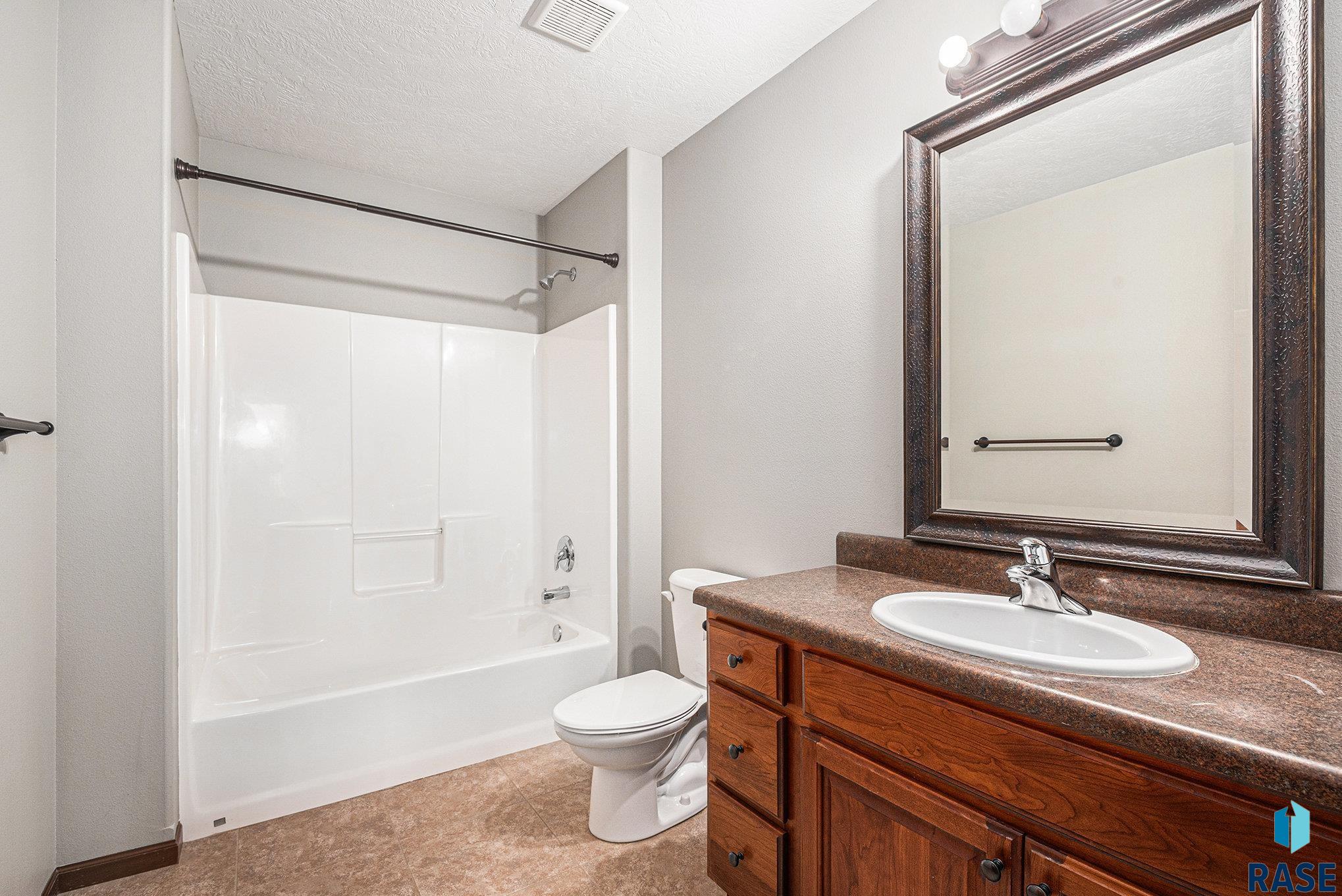 3512 W 91st St Street, Sioux Falls, New Jersey image 22