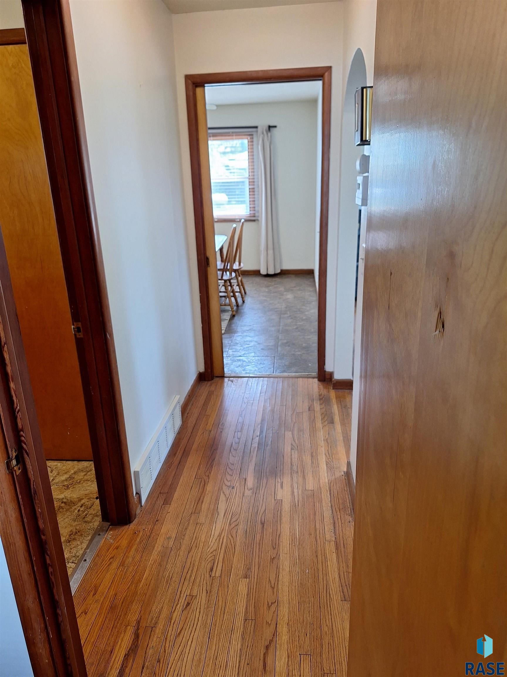 830 N Main Ave Avenue, Bridgewater, New Jersey image 12