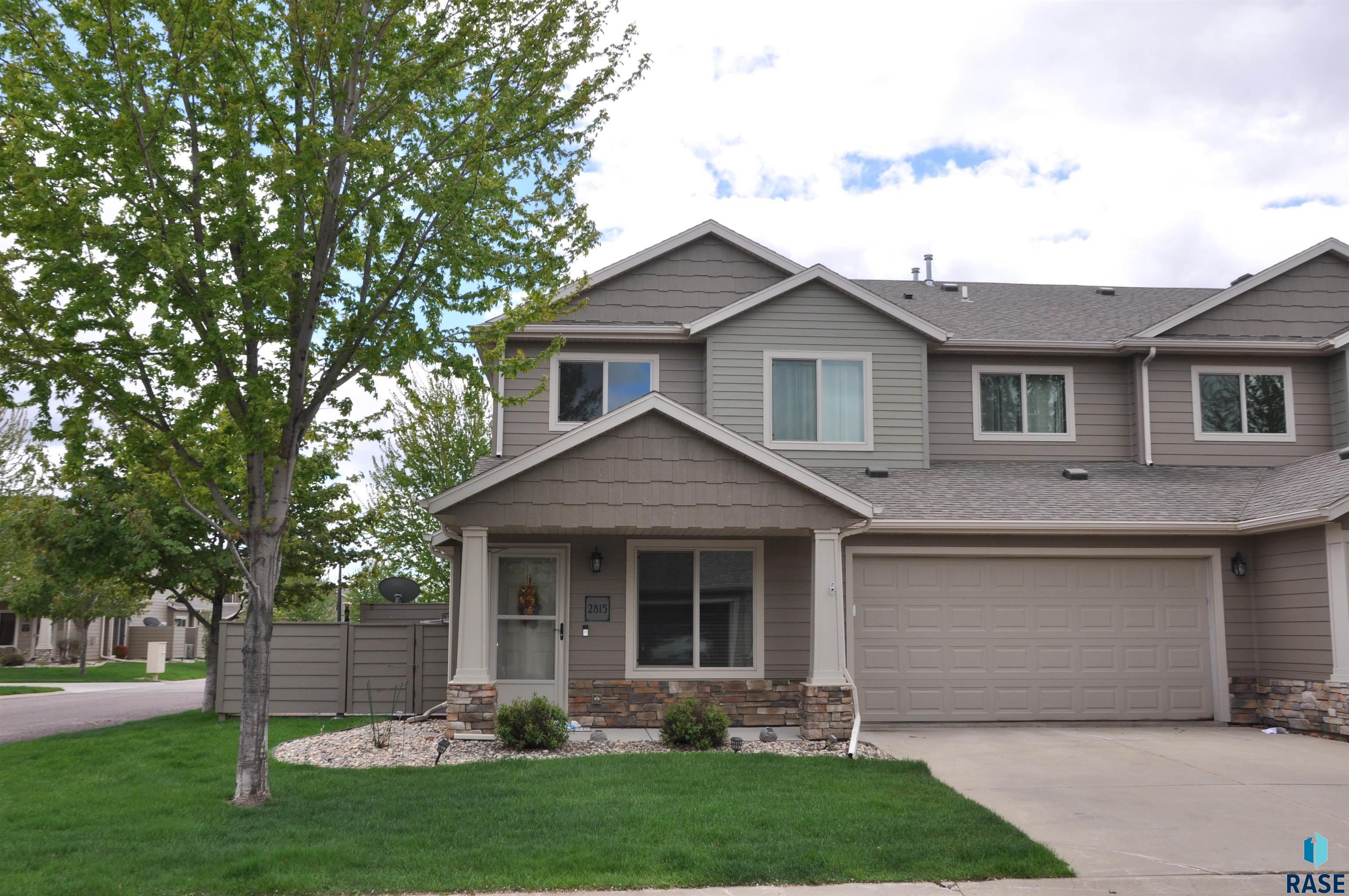 2815 E Indigo Pl Place, Sioux Falls, South Dakota image 1