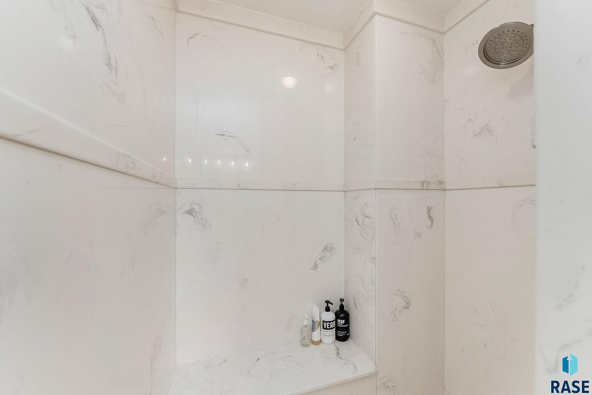 1302 Ripple Creek Rd Road, Dell Rapids, New Jersey image 17