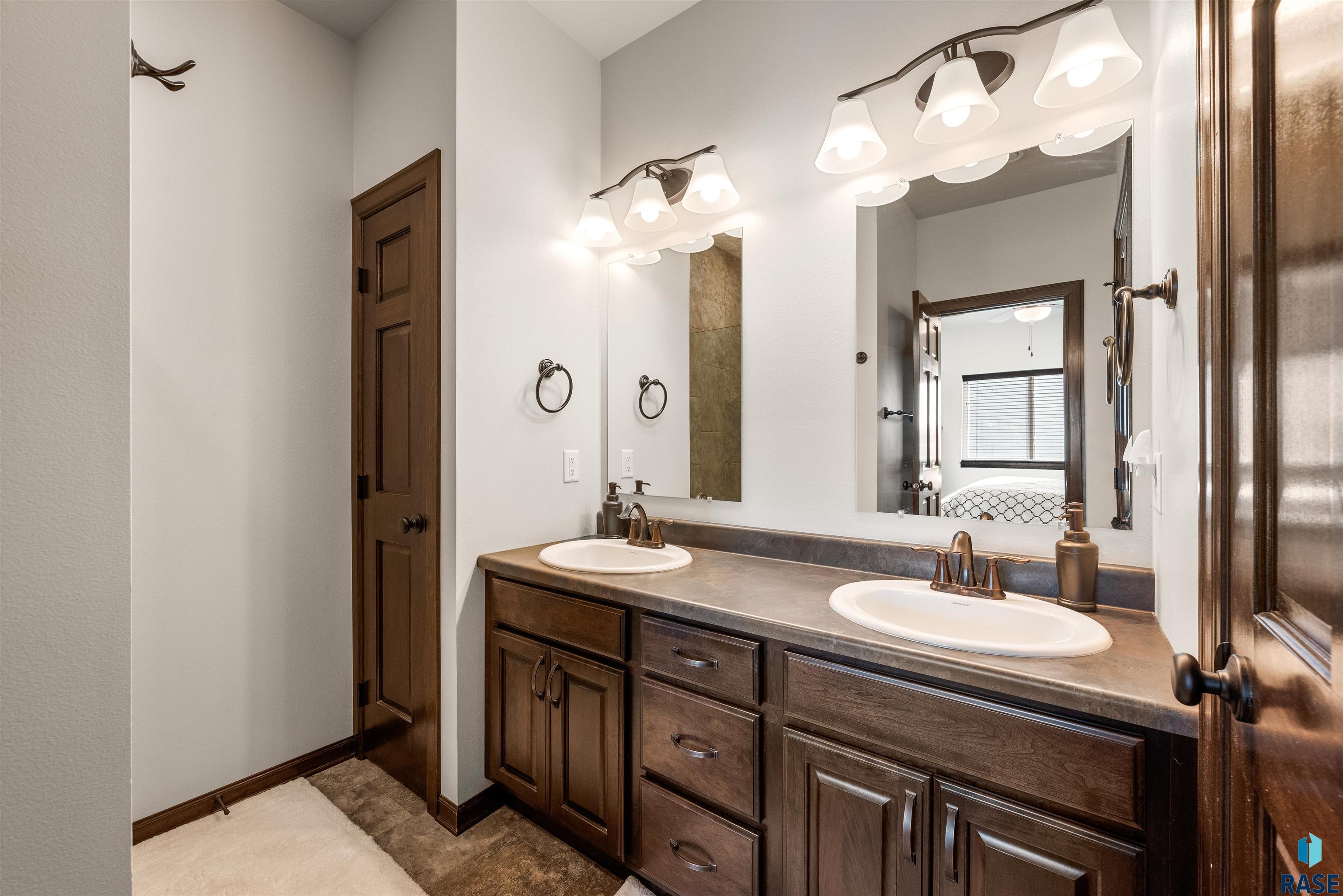 9052 W Wisdom Pl Place, Sioux Falls, New Jersey image 10