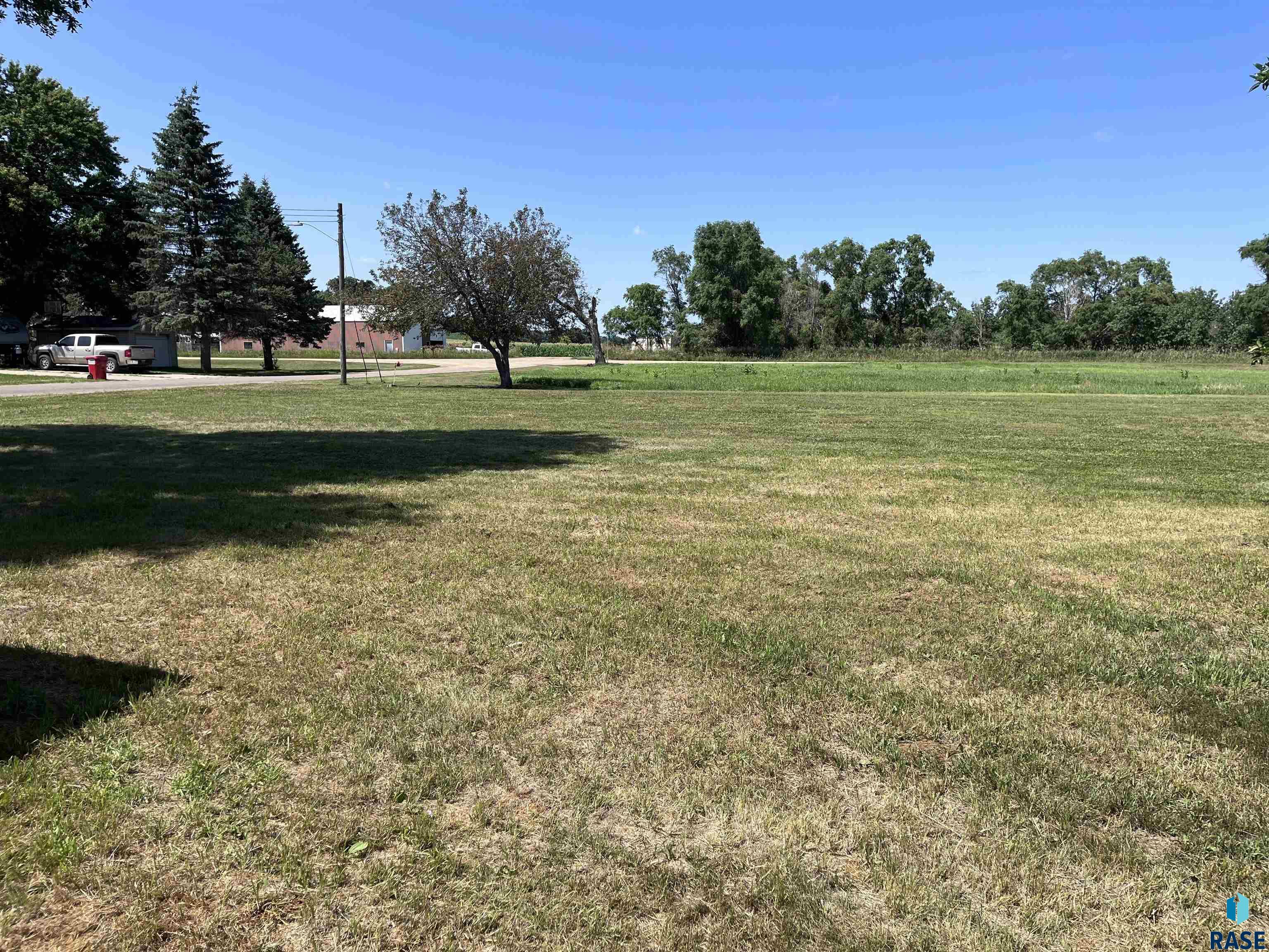 801 4th St Street, Hudson, South Dakota image 37