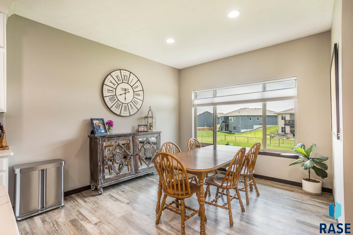 2604 S Ronell Cir Circle, Sioux Falls, New Jersey image 16