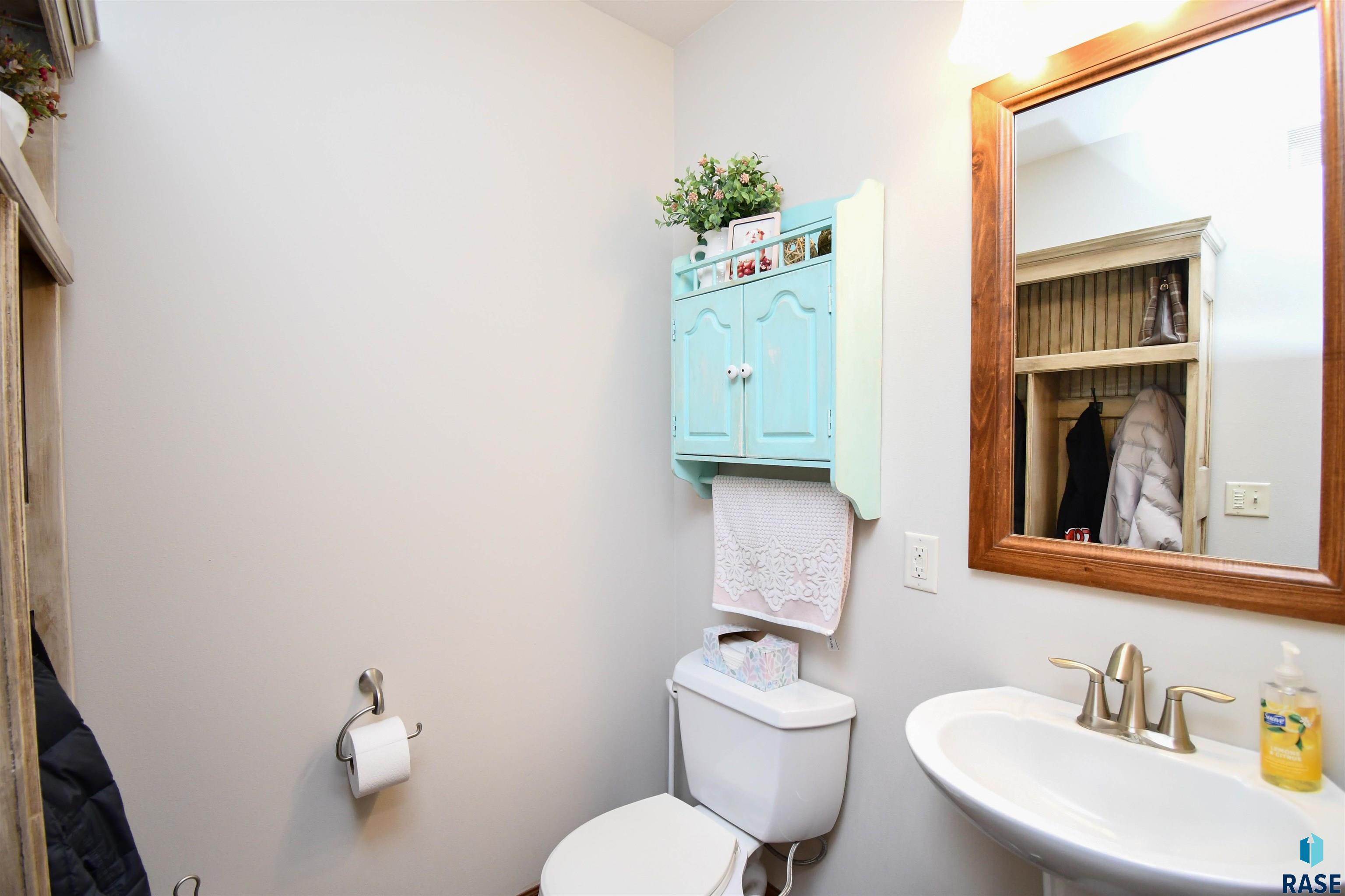 1424 W Waterstone Dr Drive, Sioux Falls, South Dakota image 29